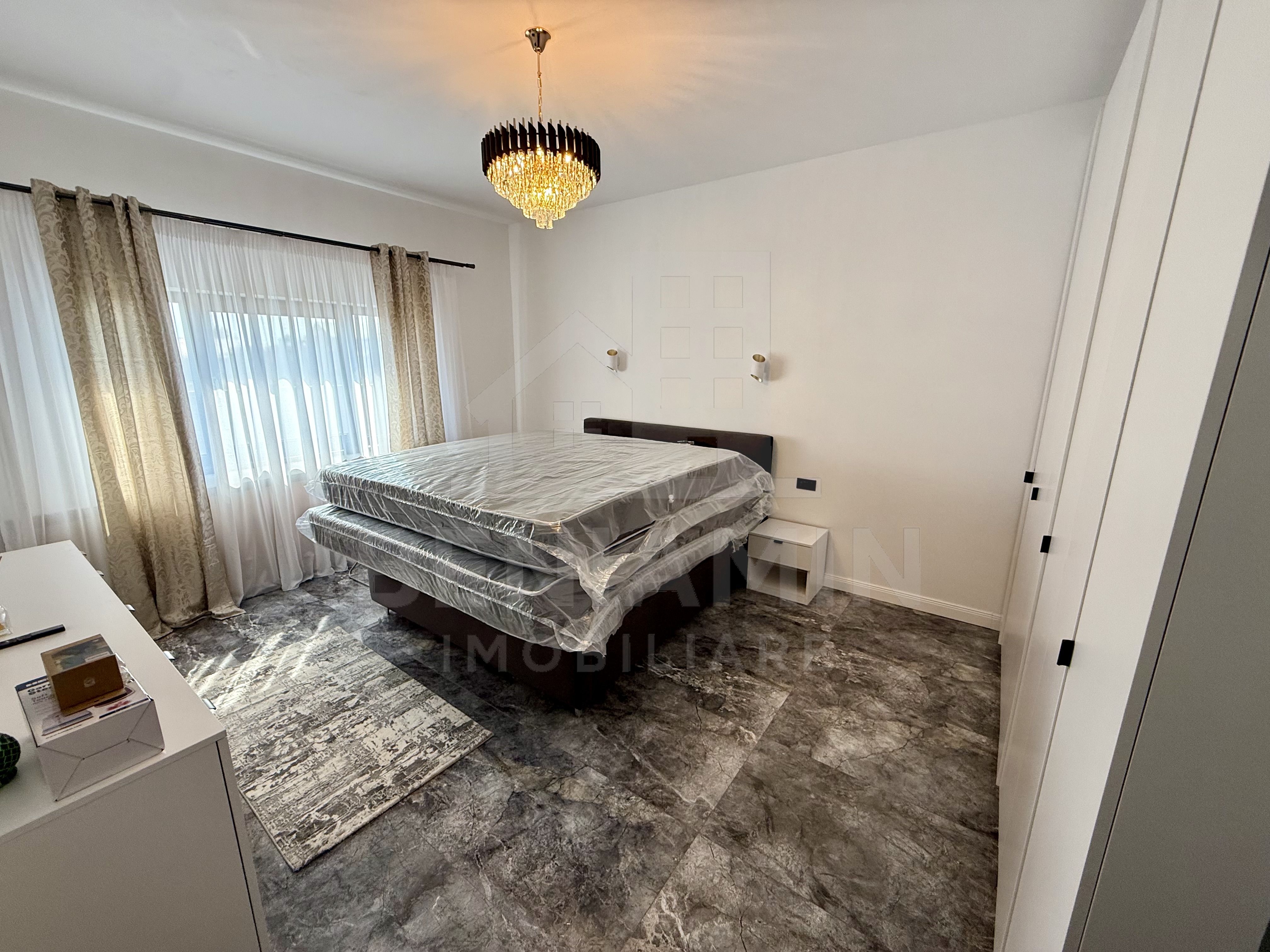 Casa parter lux - materiale premium - 214mp - 635mp teren - Metro — fotografia 8
