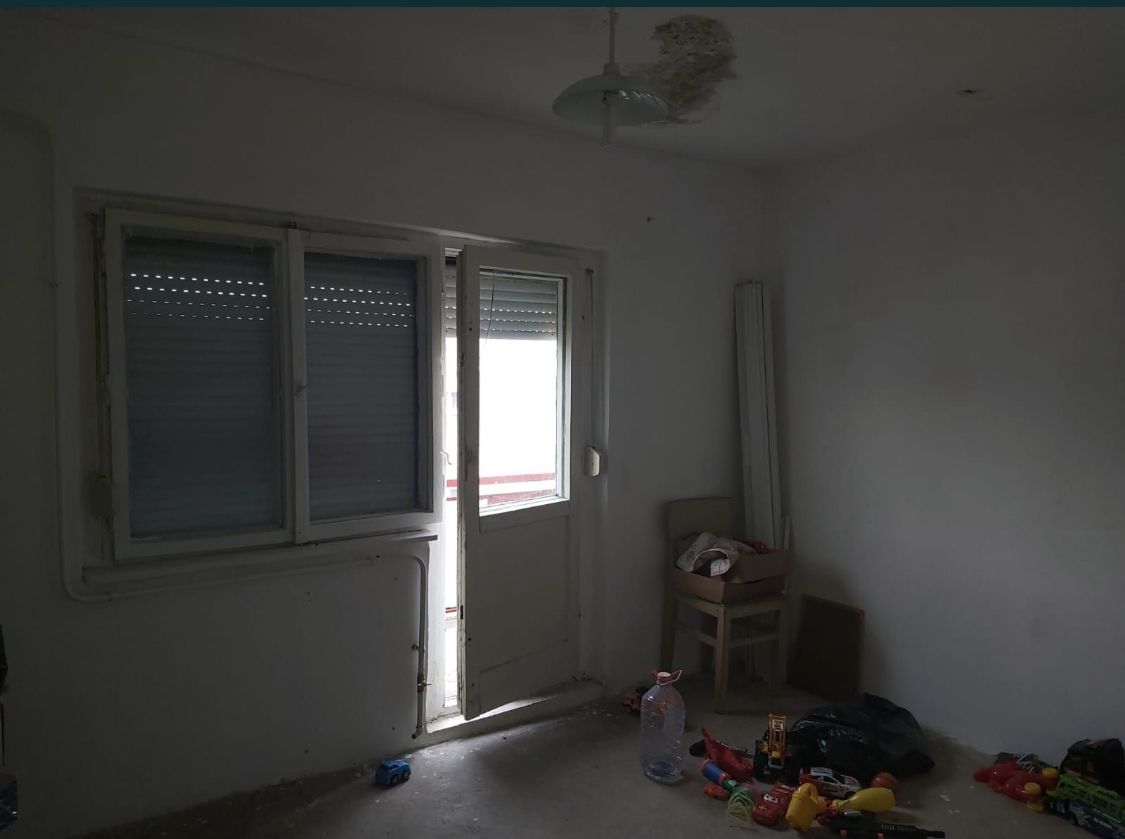 Apartament cu 3 camere de vanzare — fotografia 3