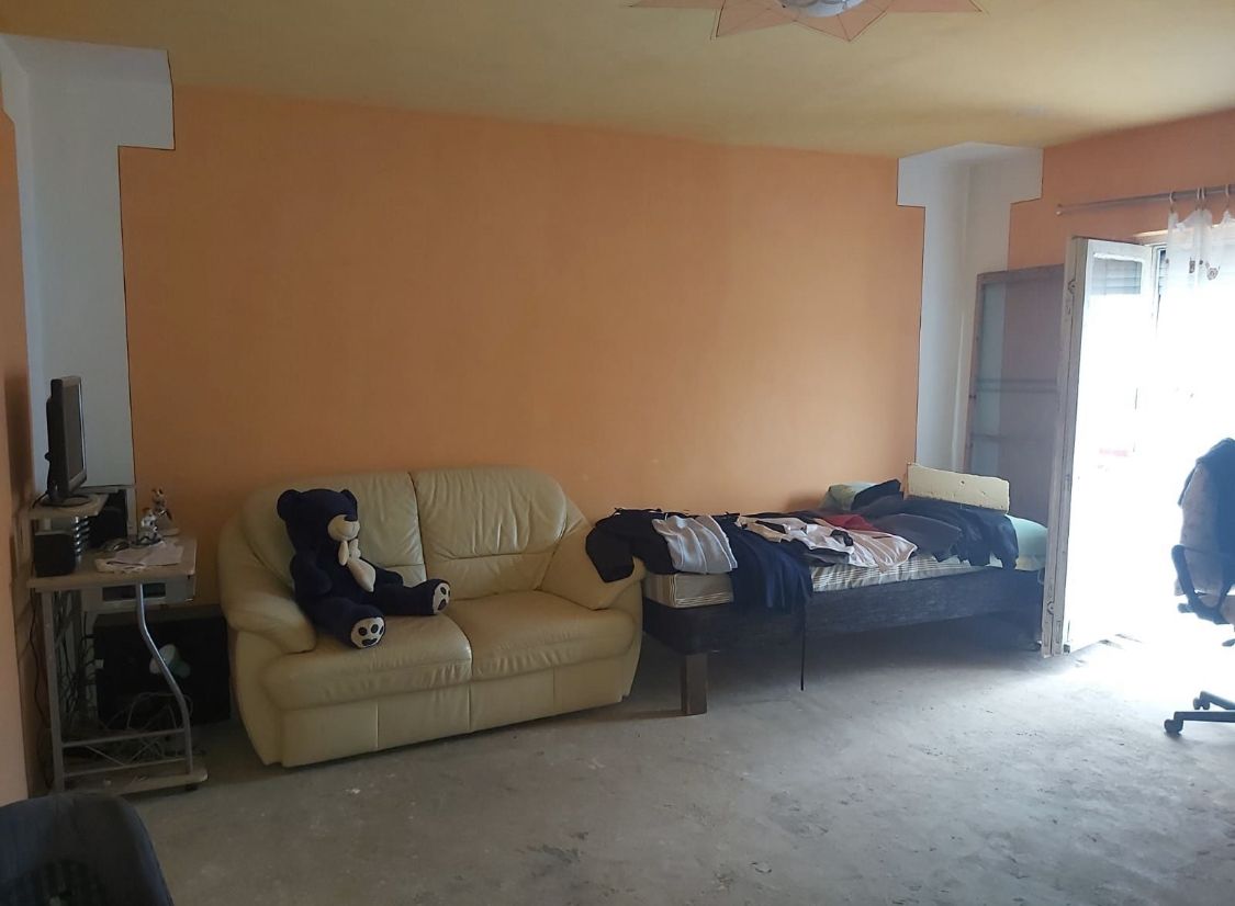 Apartament cu 3 camere de vanzare — fotografia 4
