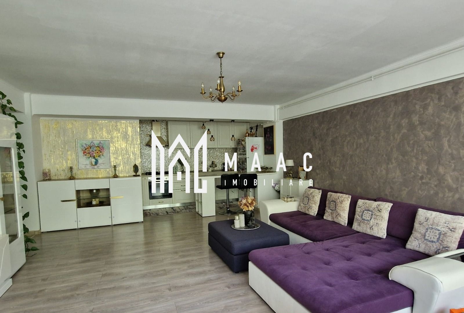 Apartament 3 camere | 79 MPU | Etajul 1 | Doamna Stanca