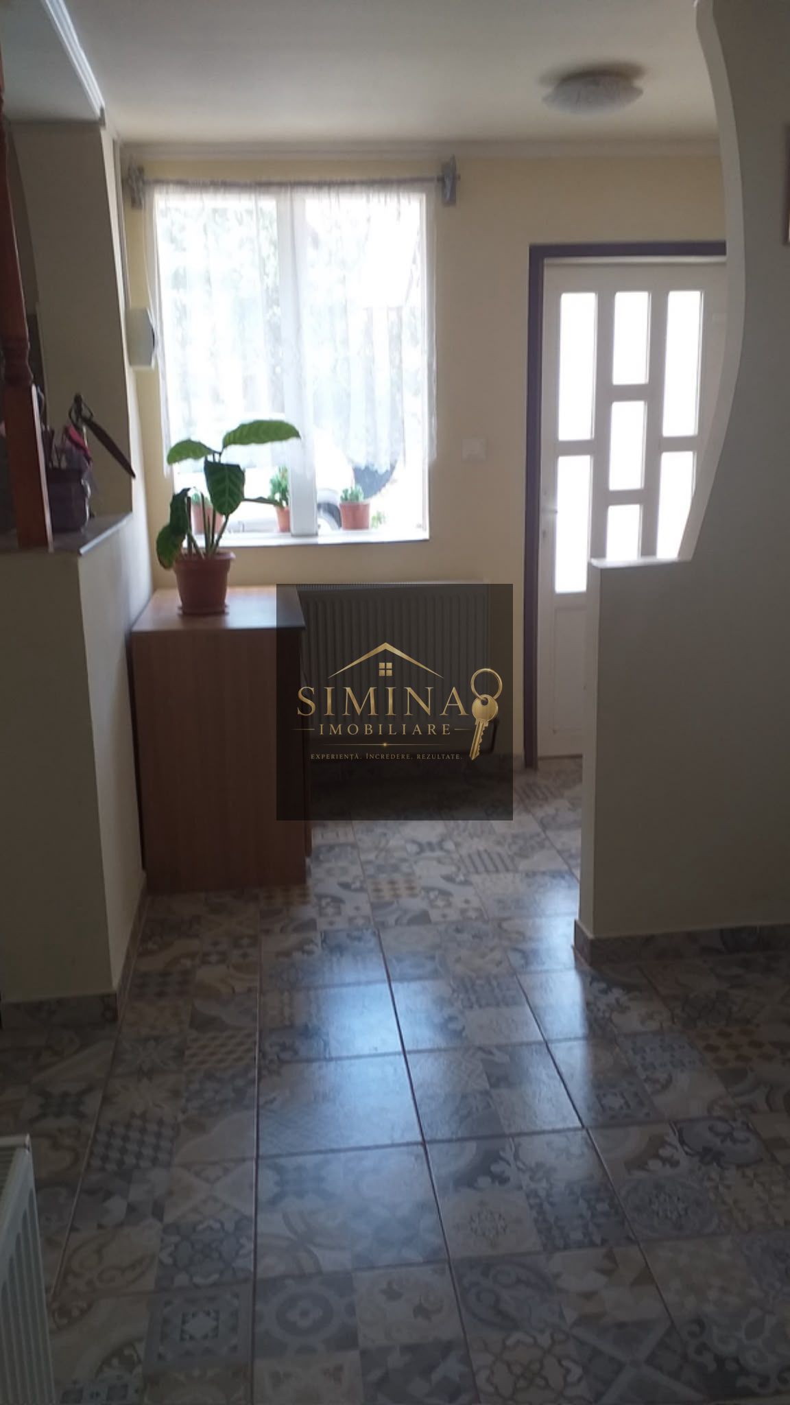 Casa De Închiriat, 70 Mp, Strada Budiului, Dâmbu Pietros — fotografia 2