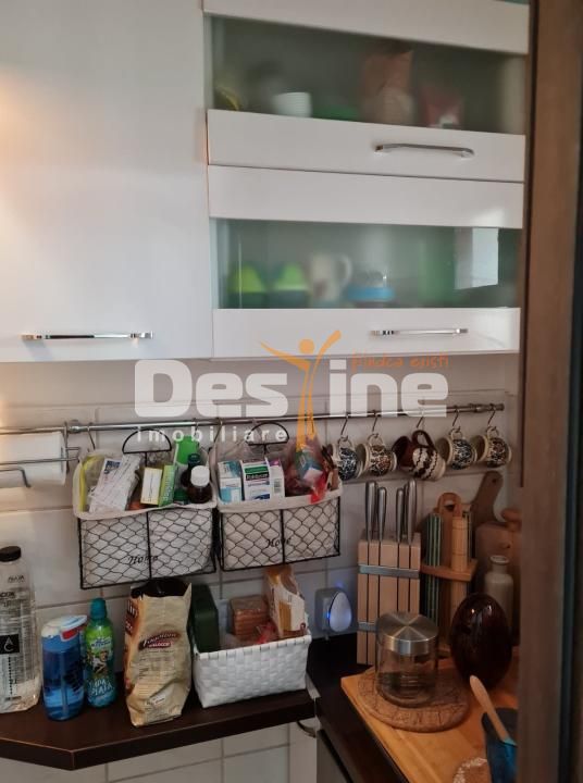 Apartament modern cu 3 camere de vânzare – Zona Bucovina, — fotografia 3