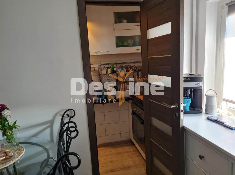 Apartament modern cu 3 camere de vânzare – Zona Bucovina, — fotografia 4