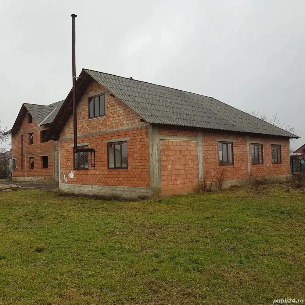 Vând casa și atelierul — fotografia 4