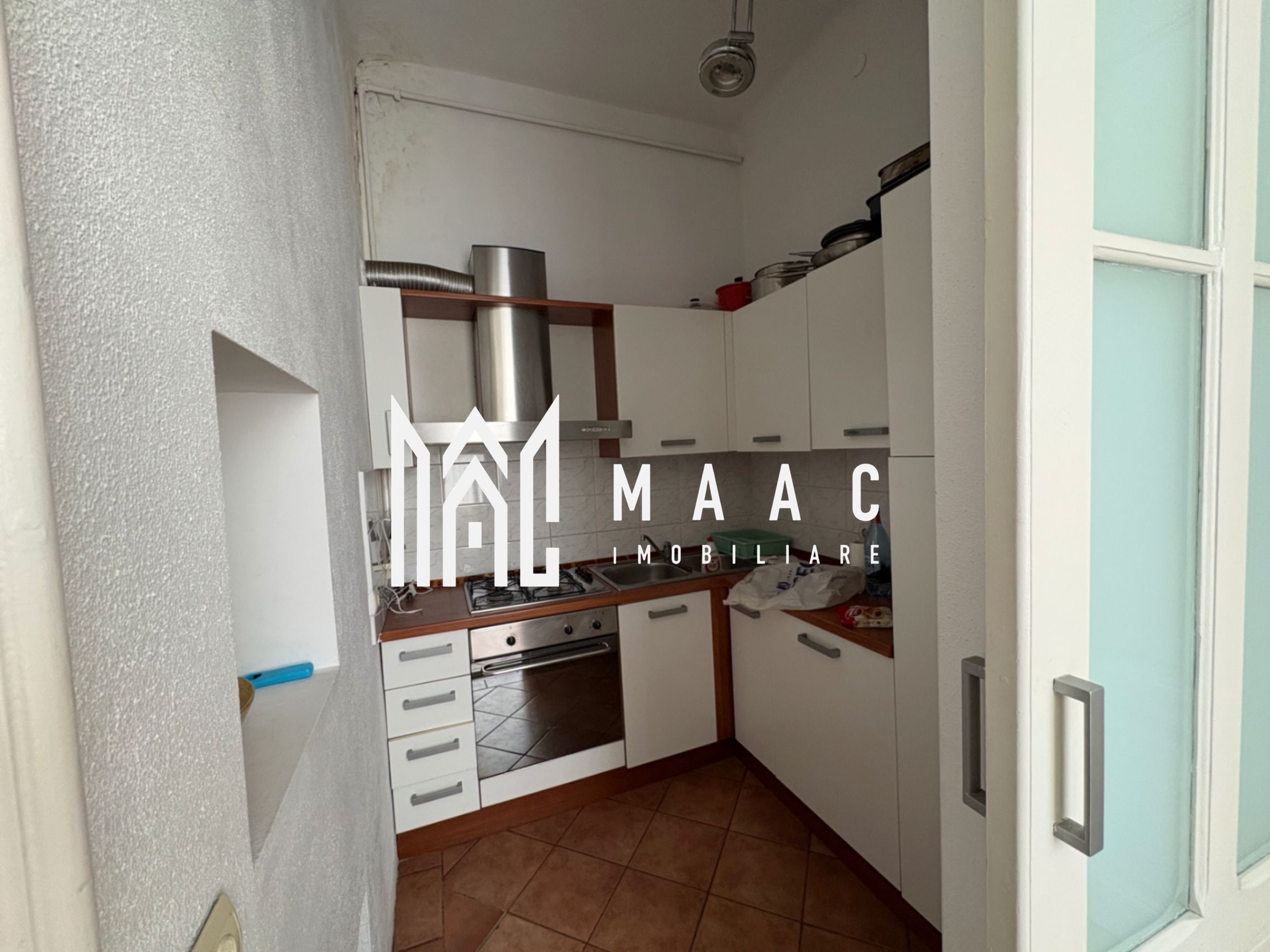 Apartament de vânzare Sibiu 3 camere decomandat | Central | 76 mp, 2 parcări — fotografia 8