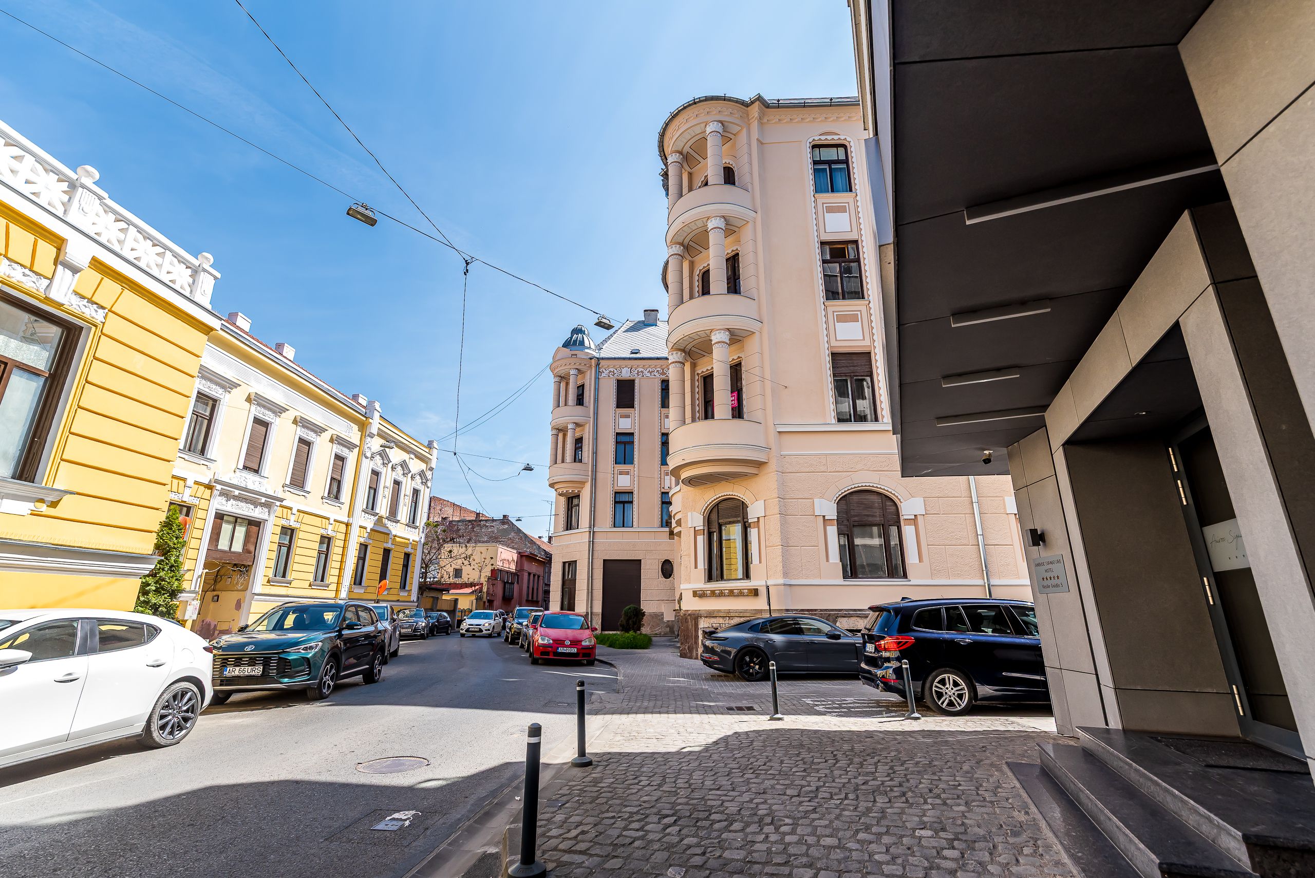 Apartament cu 2 camere în Palatul Bohuș - 0% COMISION — fotografia 12