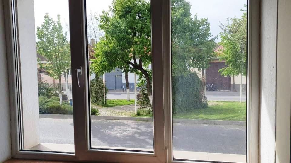 Casa cu suprafata de 140mp si teren 542mp,centrul localitatii Cristian — fotografia 10