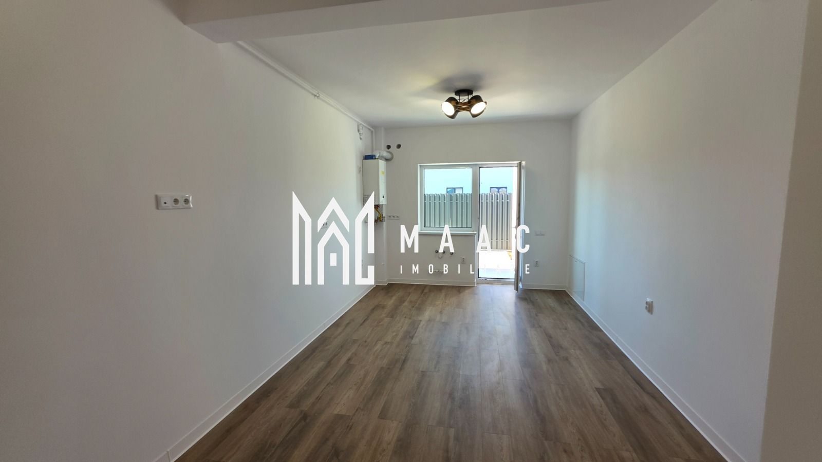 Apartament 2 camere de vânzare Selimbar | Central | curte 90 mp, parcare — fotografia 5