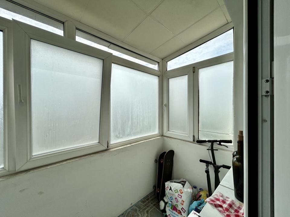 Apartament 2 camere, semidecomandat, Vest, Ploiesti — fotografia 12