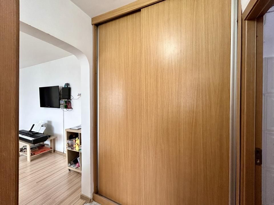 Apartament 2 camere, semidecomandat, Vest, Ploiesti — fotografia 6