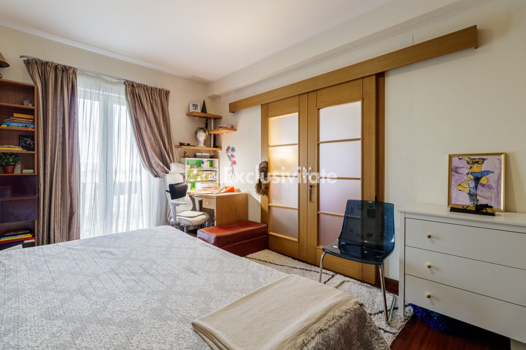 Apartament 3 camere -Cosmopolis Faza 1 cu parcare disponibila