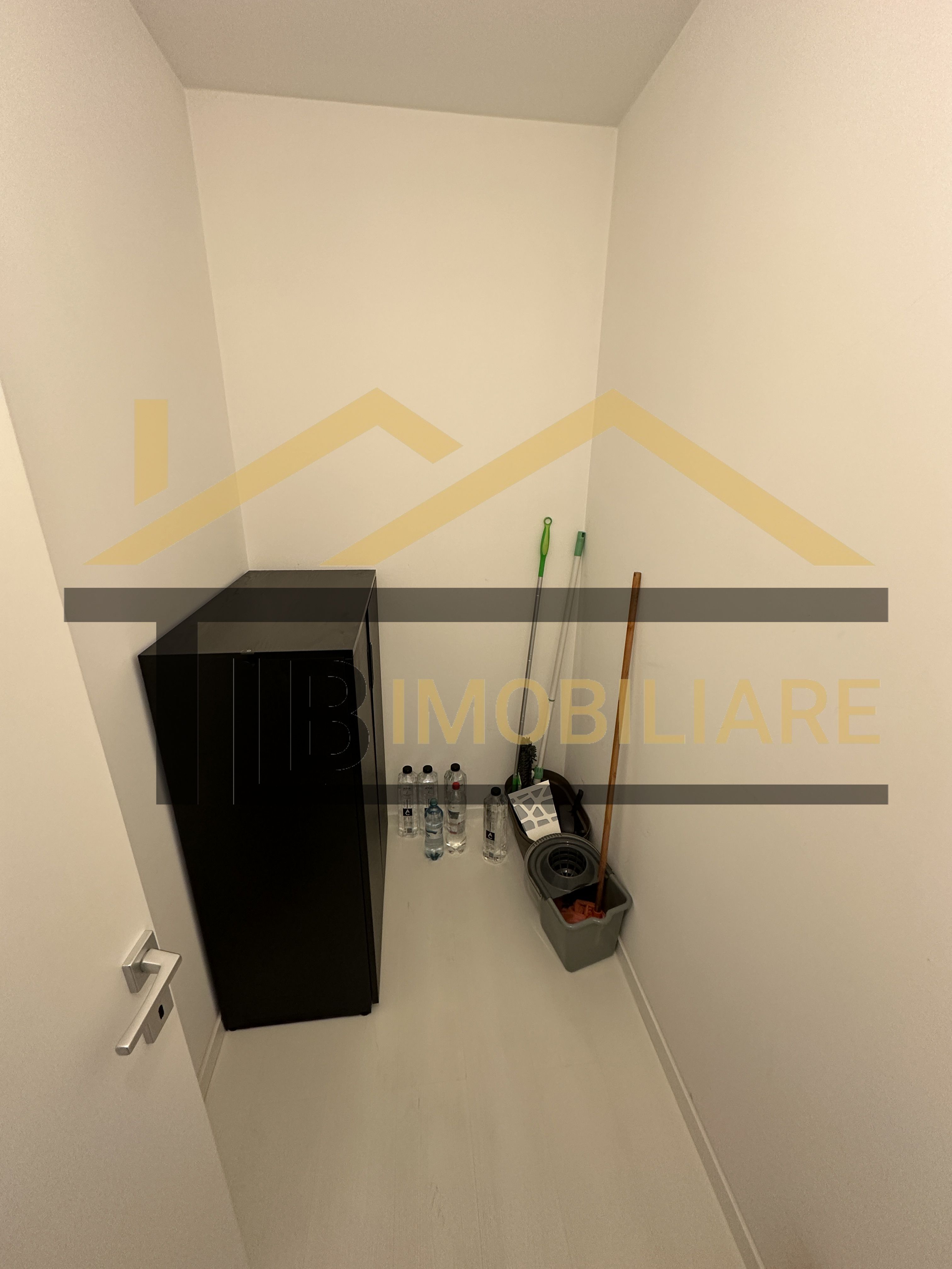 Apartament de 2 camere, 78mp, decomandat, parcare, Zona UltraCentral — fotografia 10