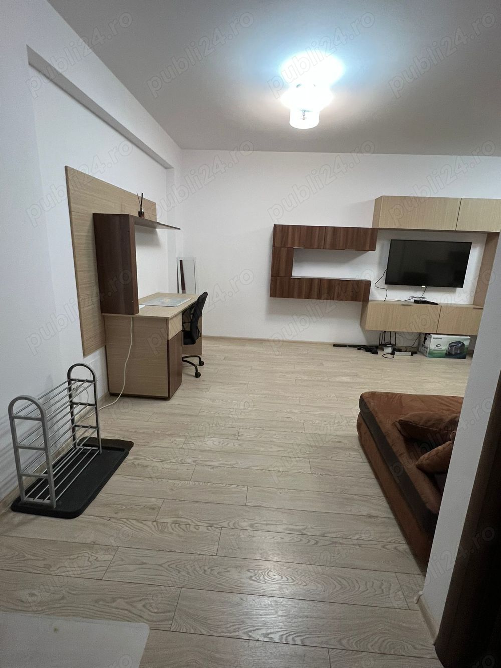 Particular - închiriez 2 camere - metrou Gorjului — fotografia 3
