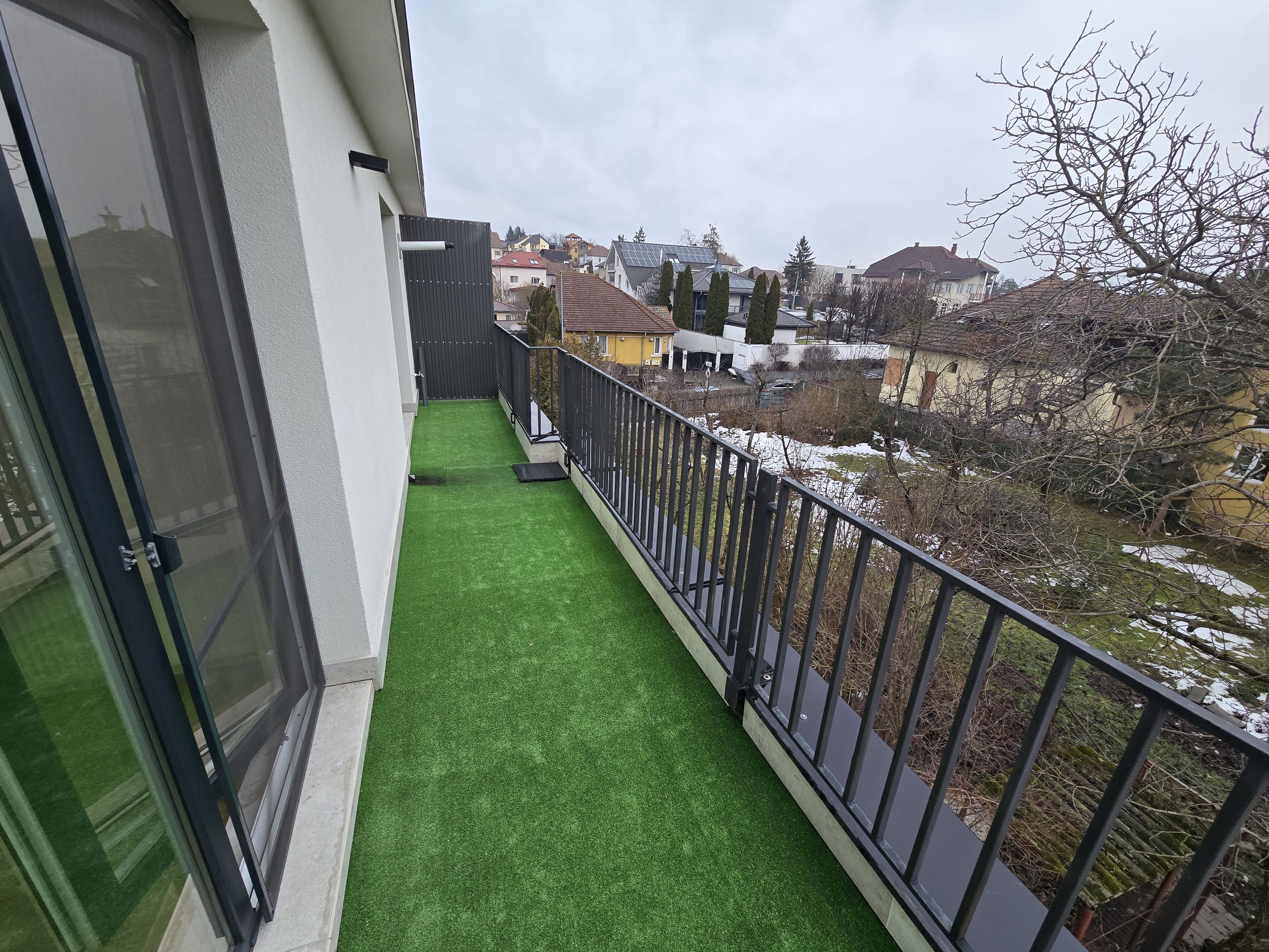 Apartament 3 camere,2 terase,2 băi,95mp,zona Centrală — fotografia 14