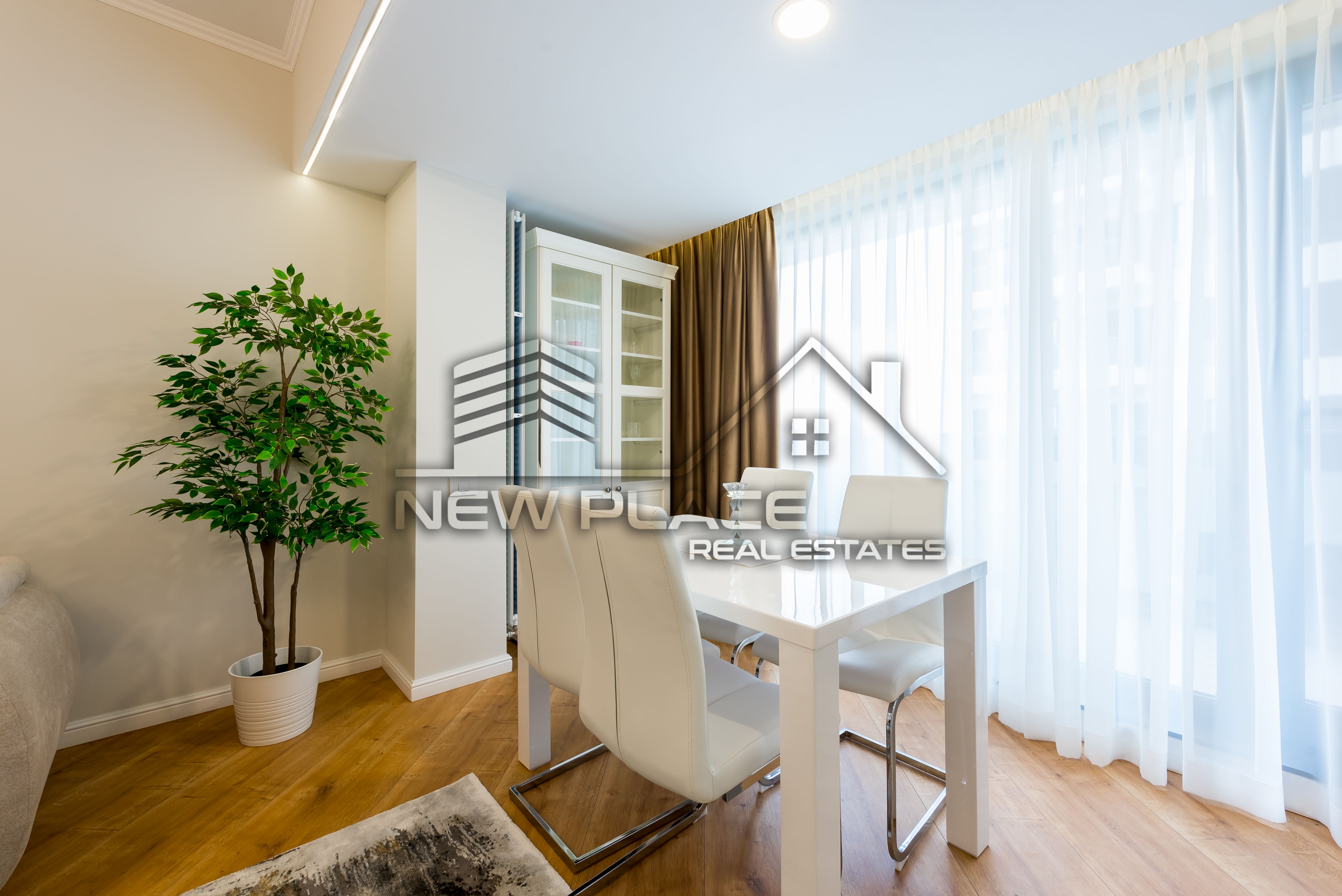 4City North | Apartament exclusivist | Vedere curtea interioara | LUX — fotografia 7