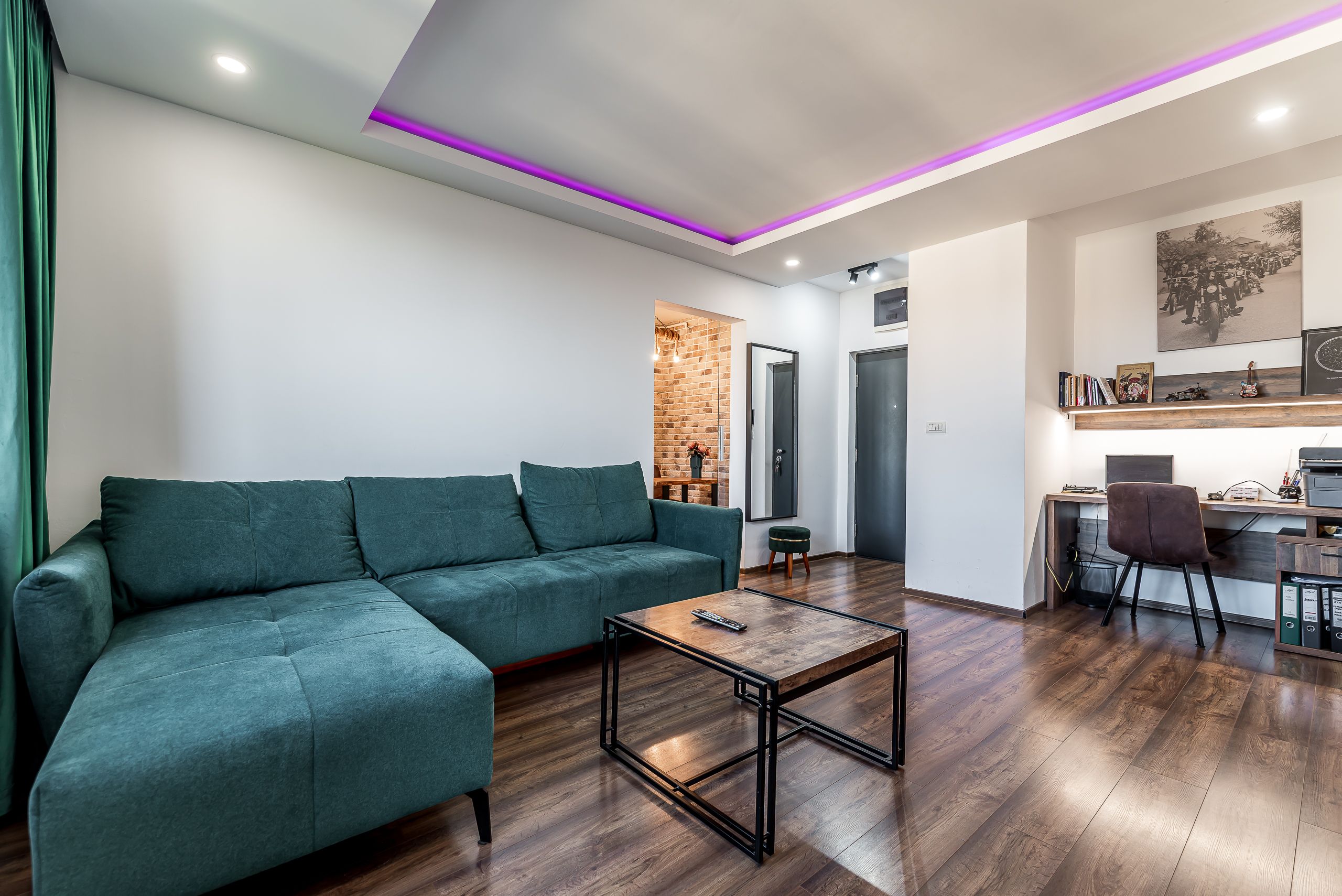 La câtiva pași de mal | 2 camere, 52 mp utili, bloc nou cu lift — fotografia 3