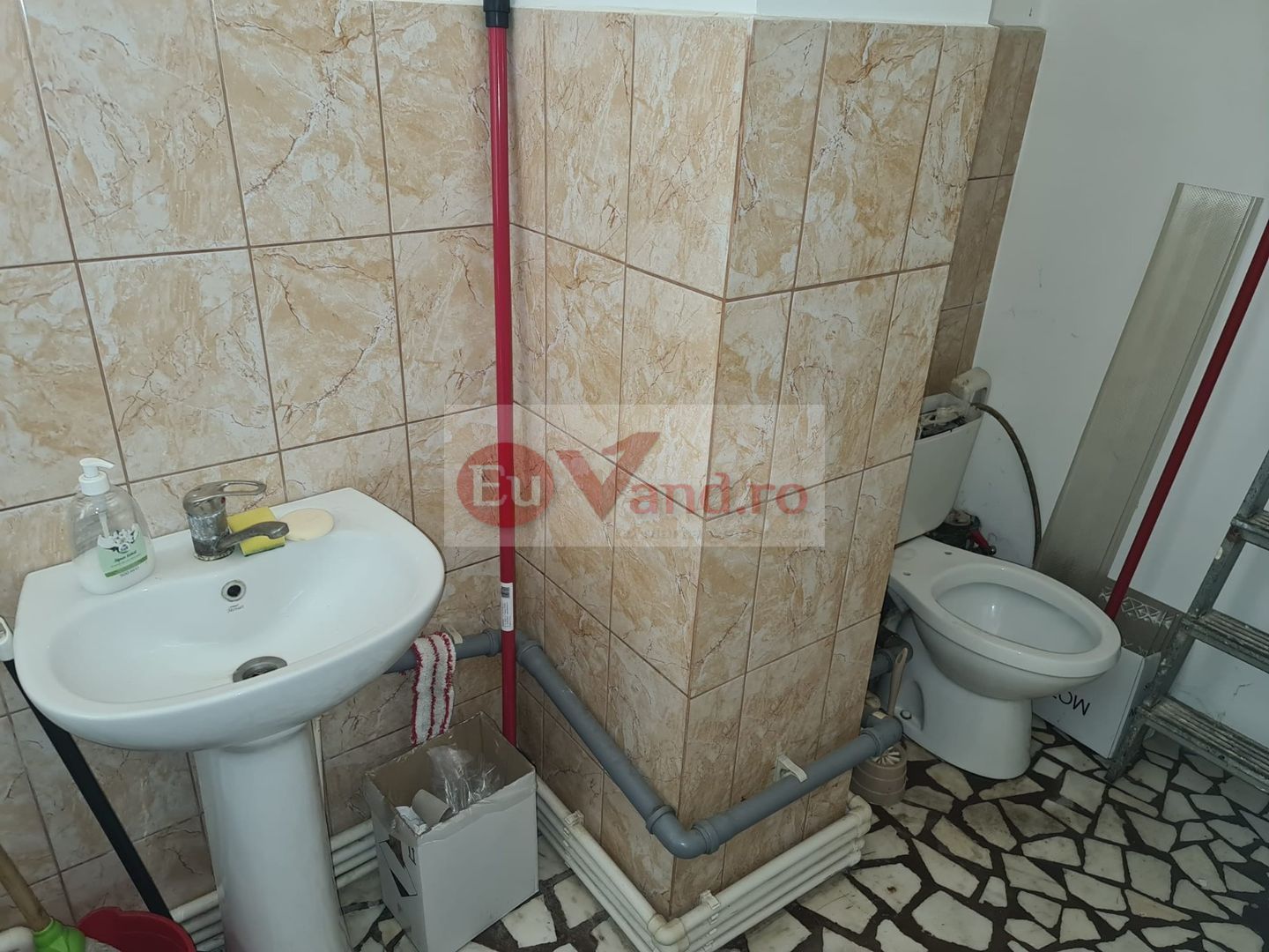 De vanzare spatiu comercial cu 4 camere, Port, 85.000 euro — fotografia 5