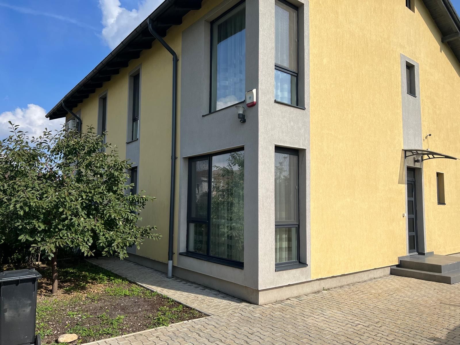 Duplex de închiriat în Dumbrăvița – 4 camere, 130 mp, teren 360 mp