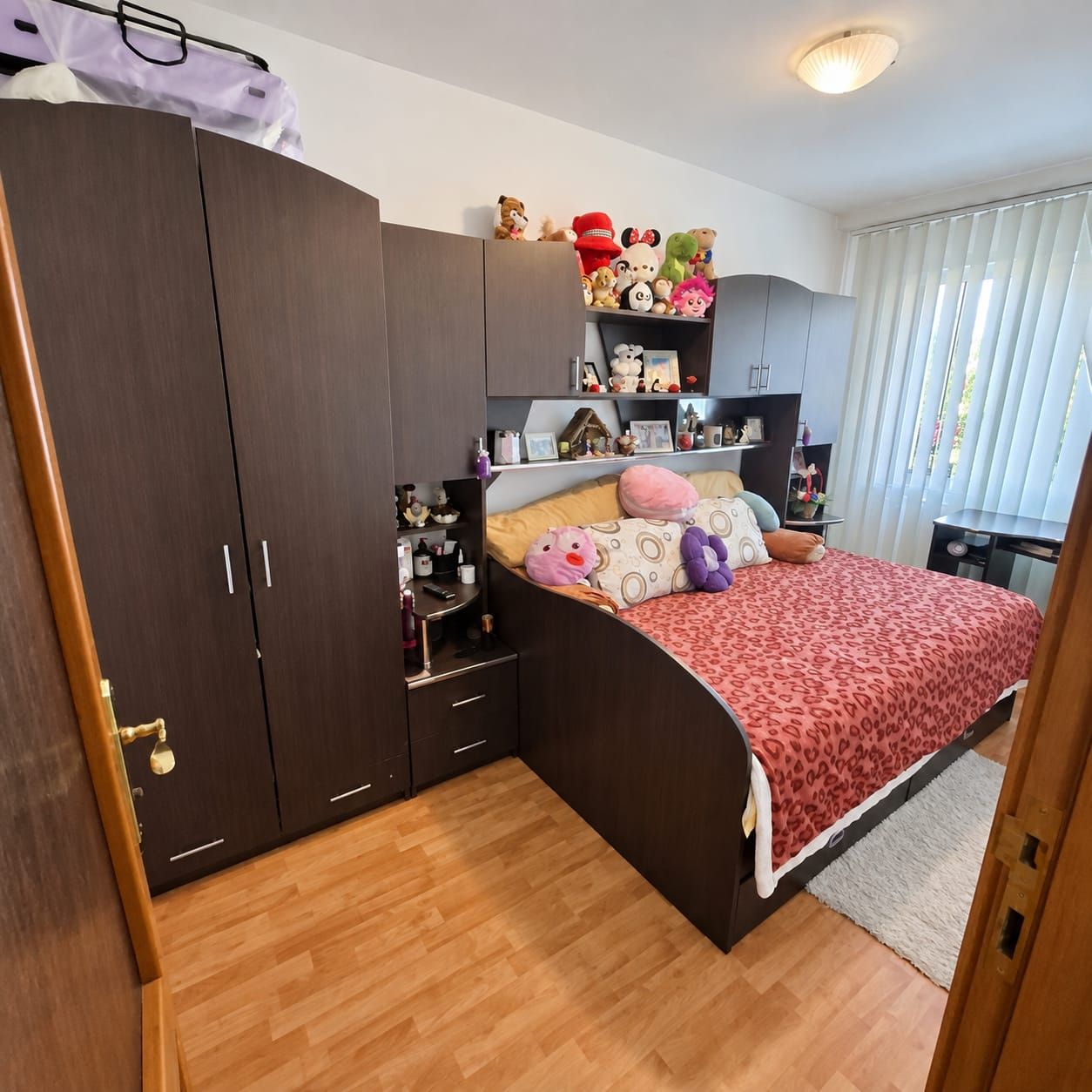 Apartament 2 camere decomandat, strada Grigore Ureche, Brașov — fotografia 5