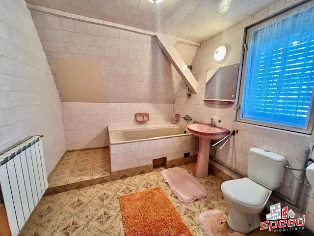 De vânzare casă singur în curte în Mureș - Sâncraiu de Mureș — fotografia 13