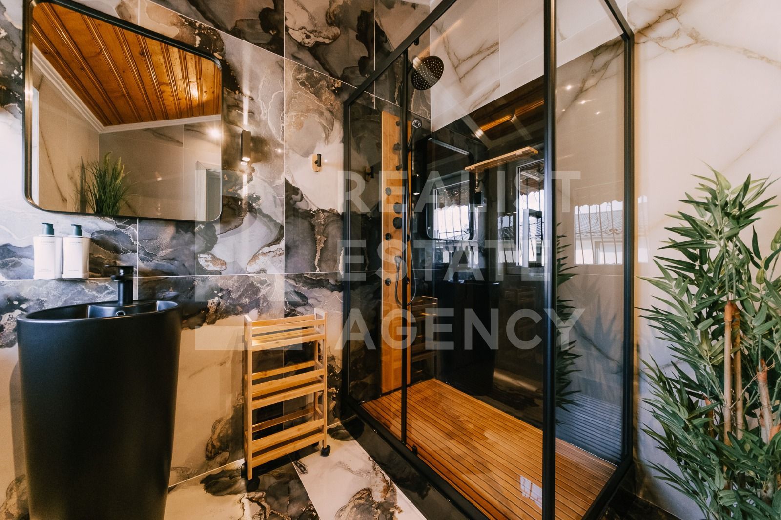 Boutique Luxury Retreat + Restaurant, Prahova — fotografia 18