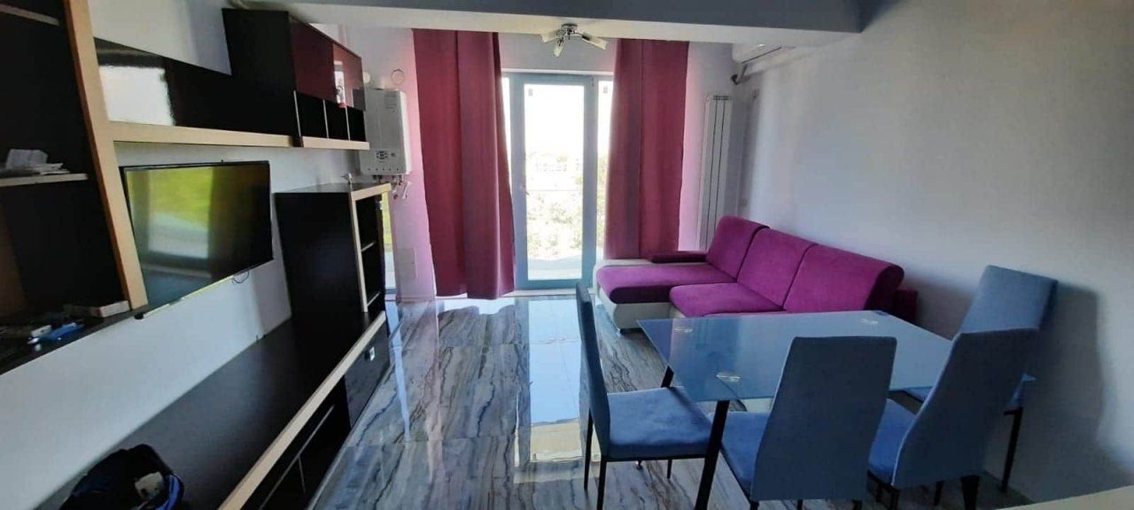 Studio in prima linie 32 mp  Et. 5/6  An 2000  Mamamia Zev Mediteraneo — fotografia 4