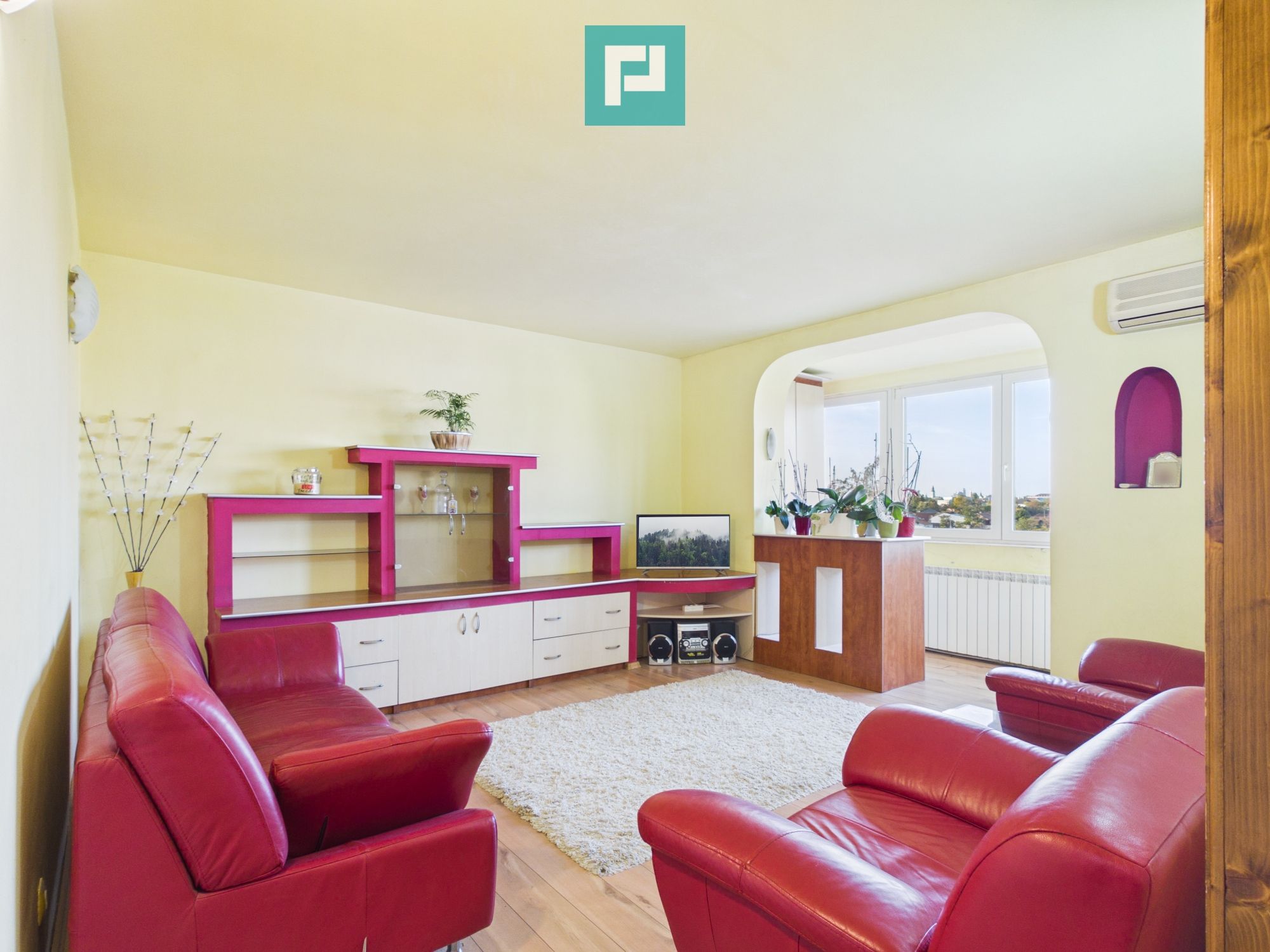 Apartament 3 camere de inchiriat - 360 €/lună — fotografia 3