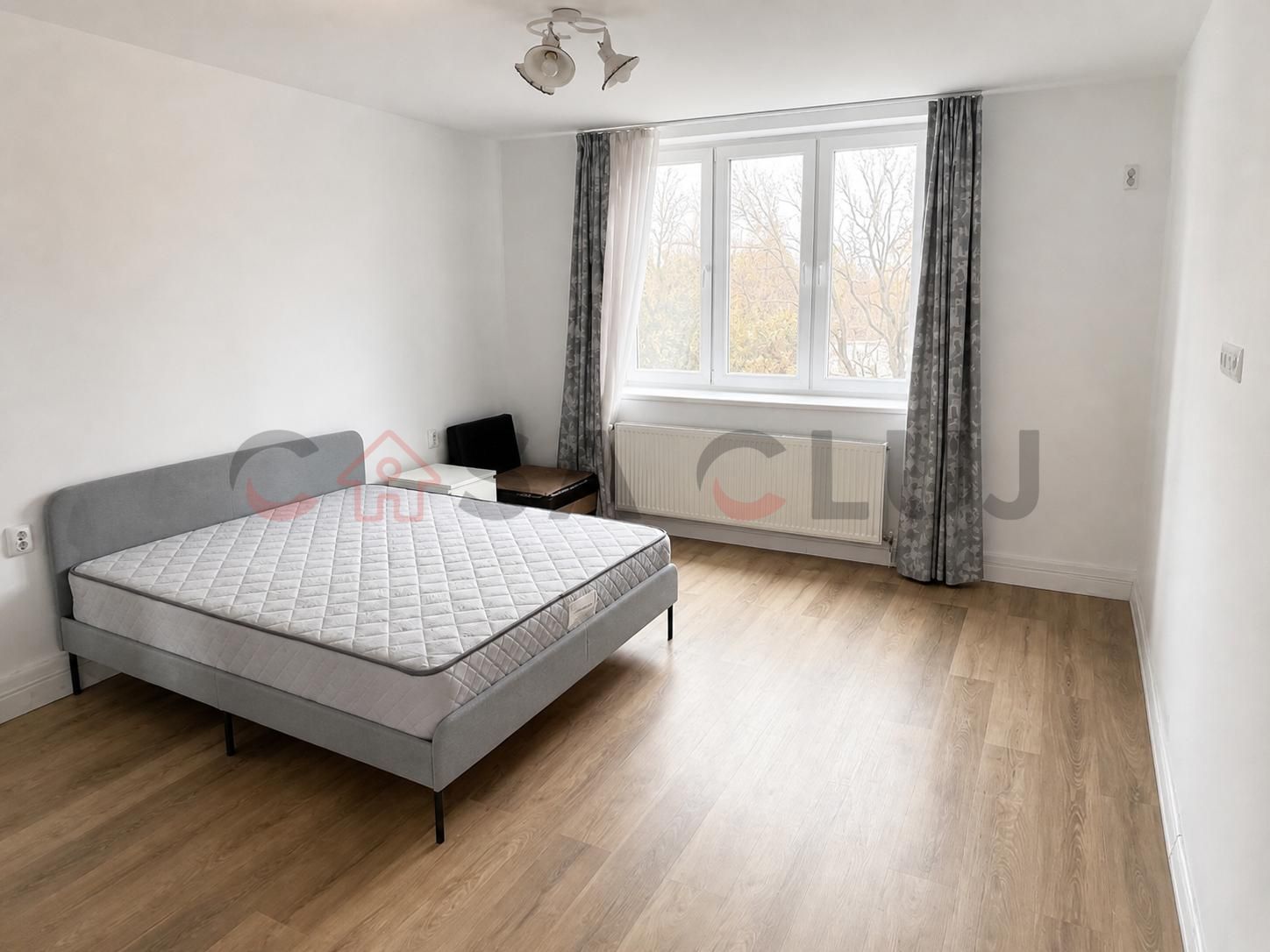 2 camere decomandate, Garaj+ 1 loc de parcare in curte incluse, Zona The Office
