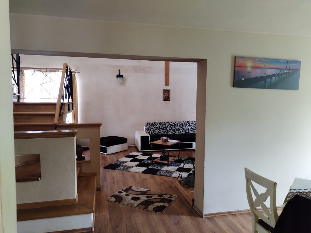 Persoană fizică vănd casă cu etaj strada.Moara de Vănt — fotografia 4