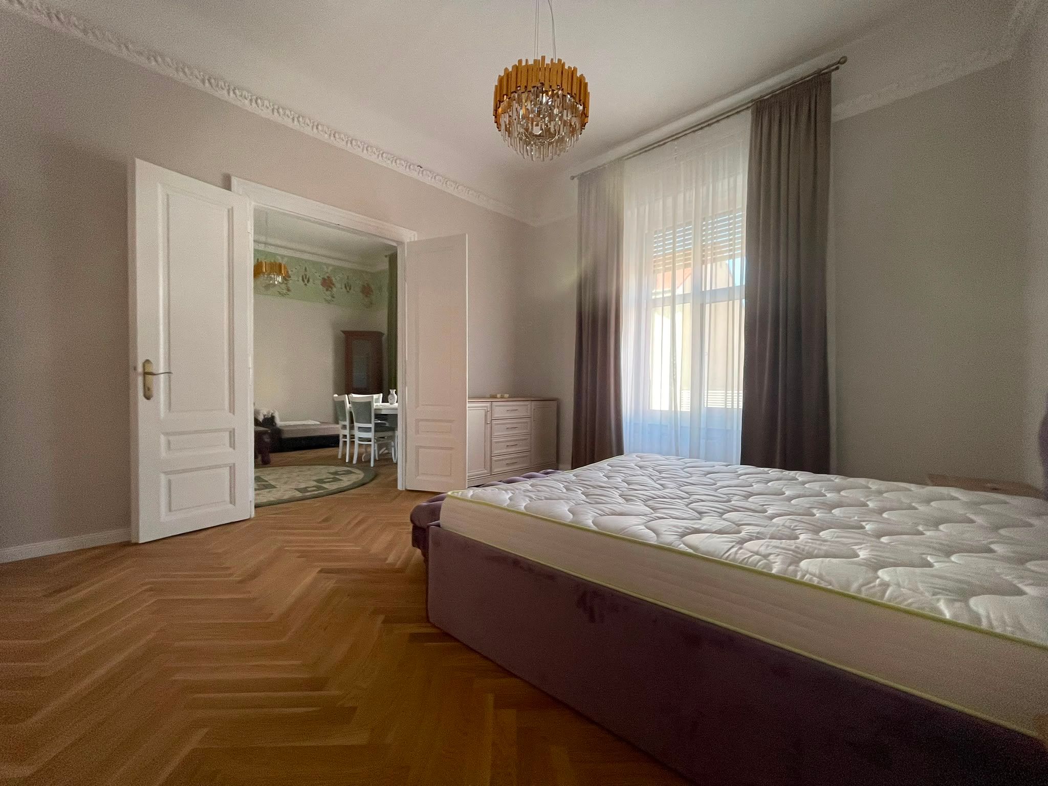 APARTAMENT PREMIUM DE ÎNCHIRIAT – 3 CAMERE – ZONĂ CENTRALĂ — fotografia 3