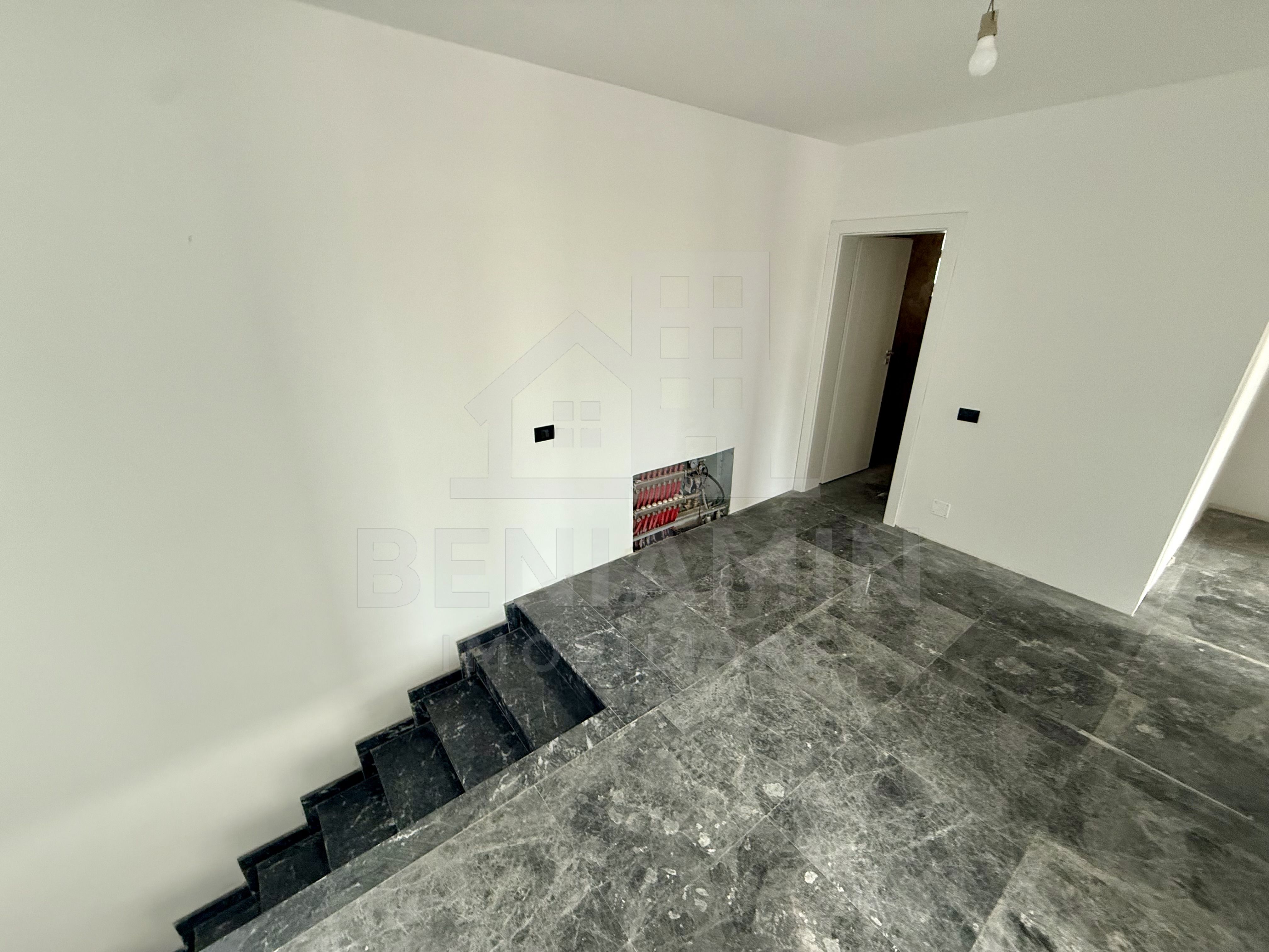 Vila Moderna-Hanul Doctorului-184mp-Finisaje Lux-La cheie-Teren 300mp — fotografia 9