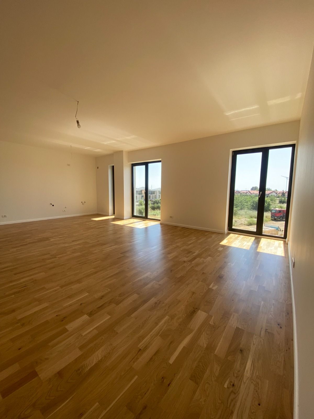 Vand Apartament 3 camere in imobil nou Pipera — fotografia 3