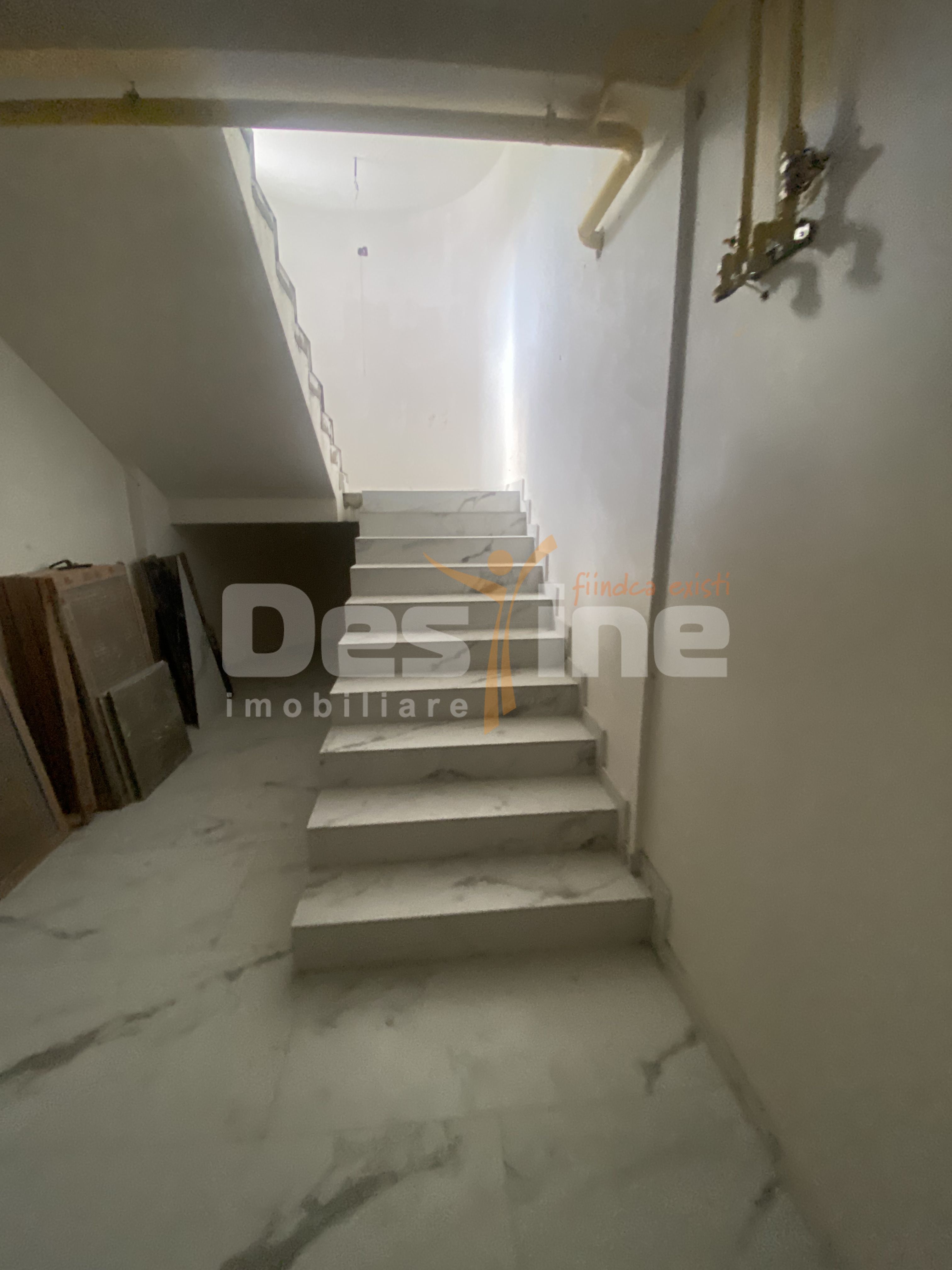 Oportunitate unica Apartament cu 2 sau 3camere in zona Pietricica — fotografia 12