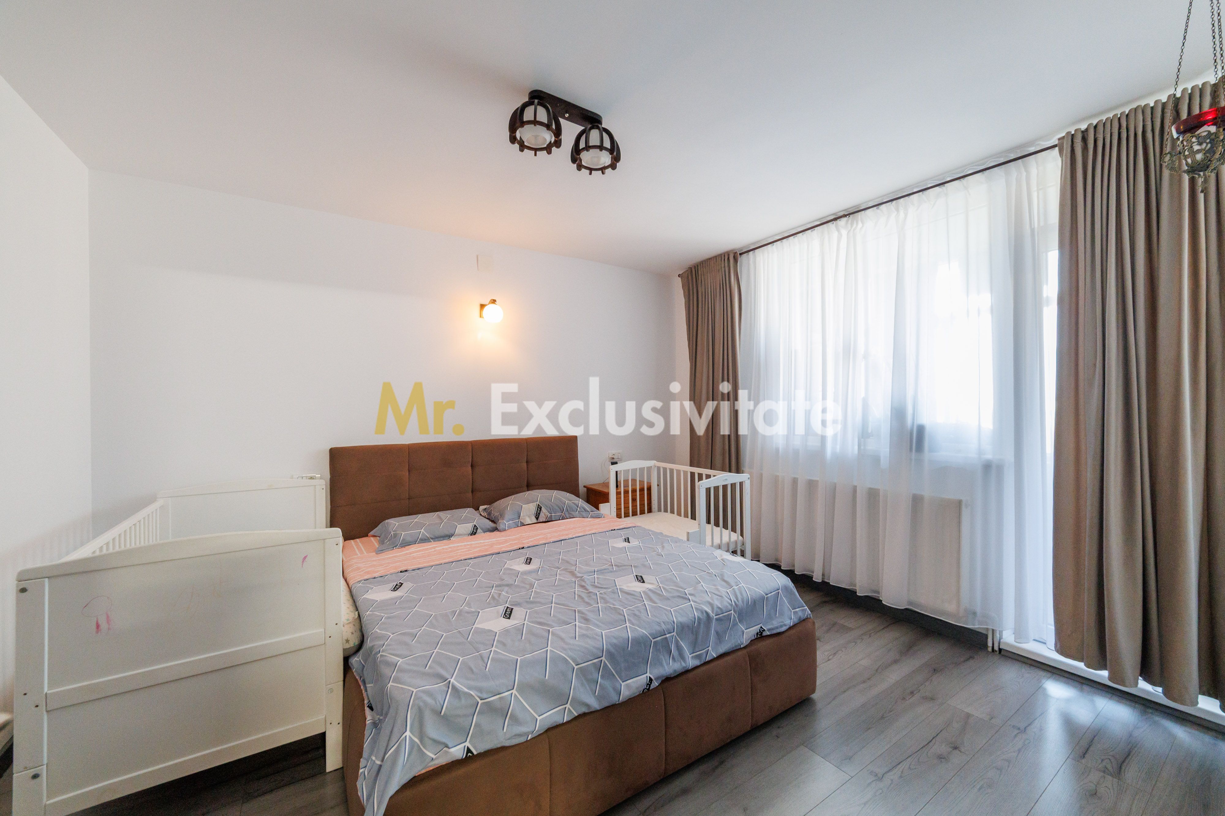 Apartament 3 camere decomandat, 2 balcoane și loc de parcare – Trivale — fotografia 5