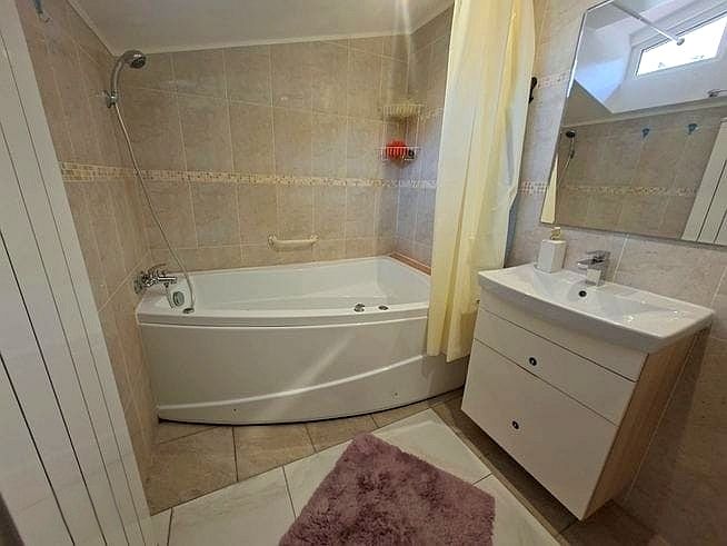 Proprietate cu 3 camere in centrul orasului pentru birouri sau locuit — fotografia 6