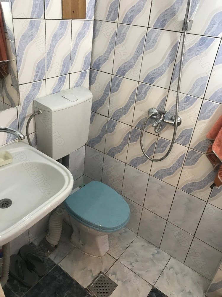 Agentia Brasadad vine casă la curte — fotografia 6