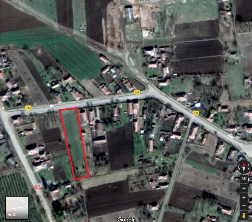 vand in Sabed teren intravilan de 2000 mp,intre case