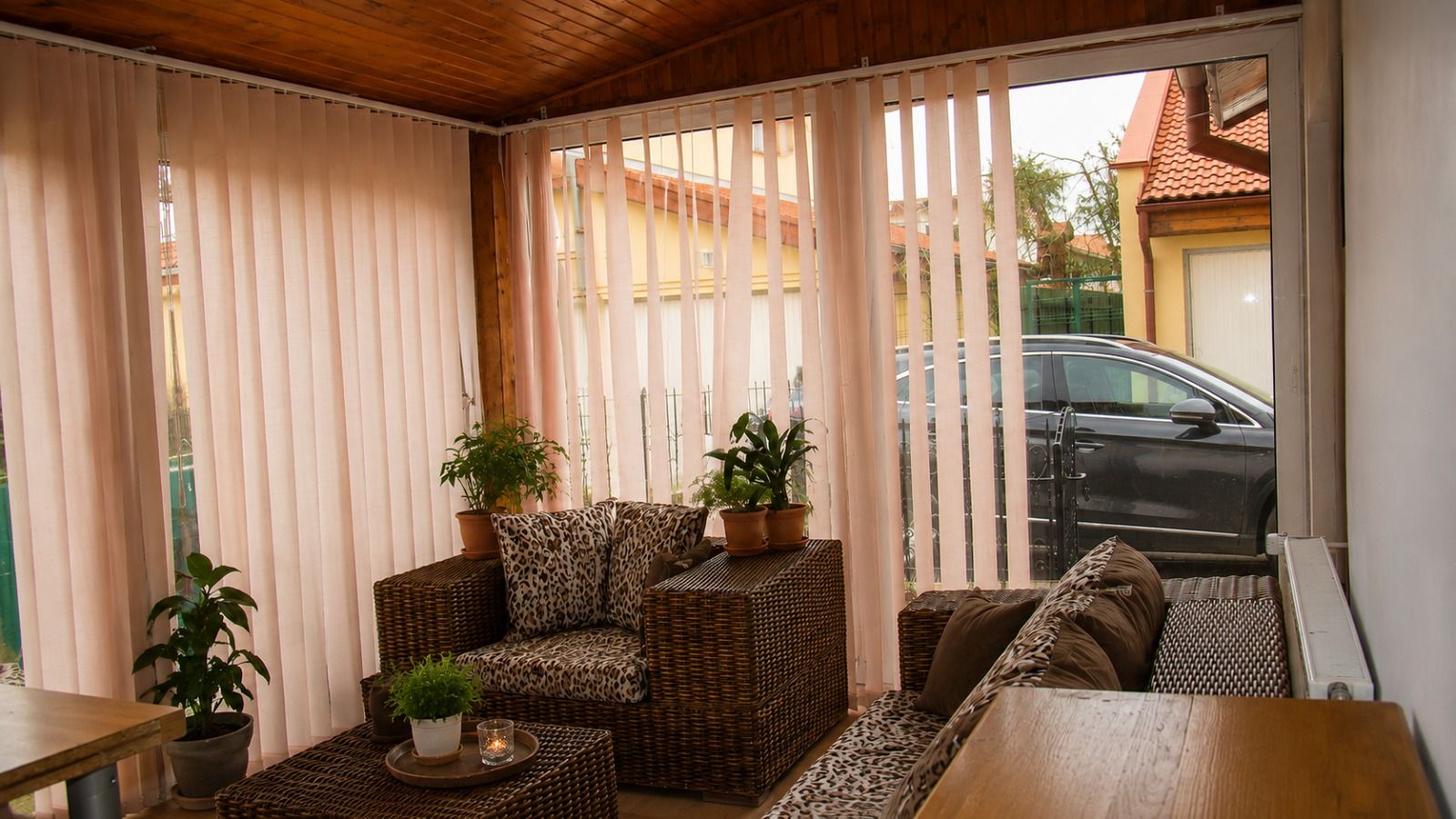 Vila de inchiriat Jolie Ville - Iancu Nicolae — fotografia 9