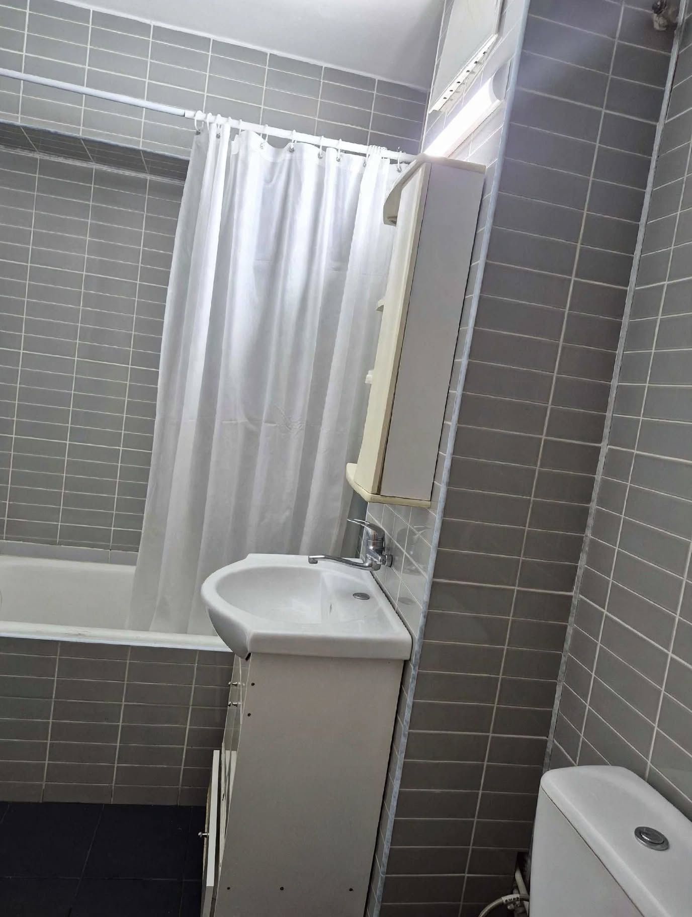Apartament 3 camere- Cartier 1 Mai — fotografia 6
