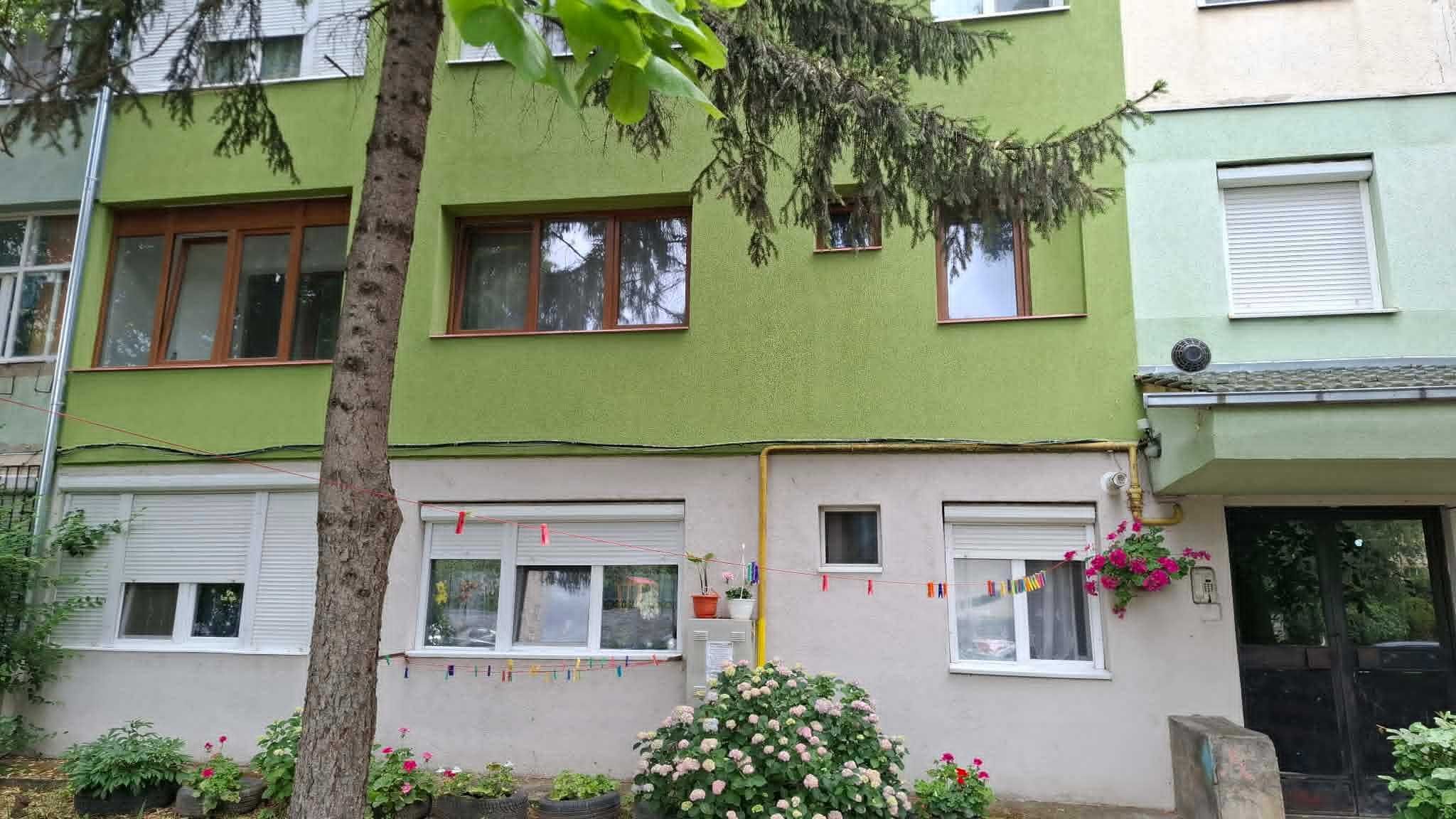 BRASADAS vinde ap 2 cam etaj 1/4 Micro 15.