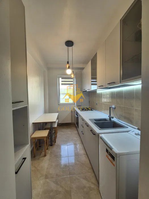 2 camere decomandate, Parcare, Modern, Zona porii, Floresti — fotografia 5