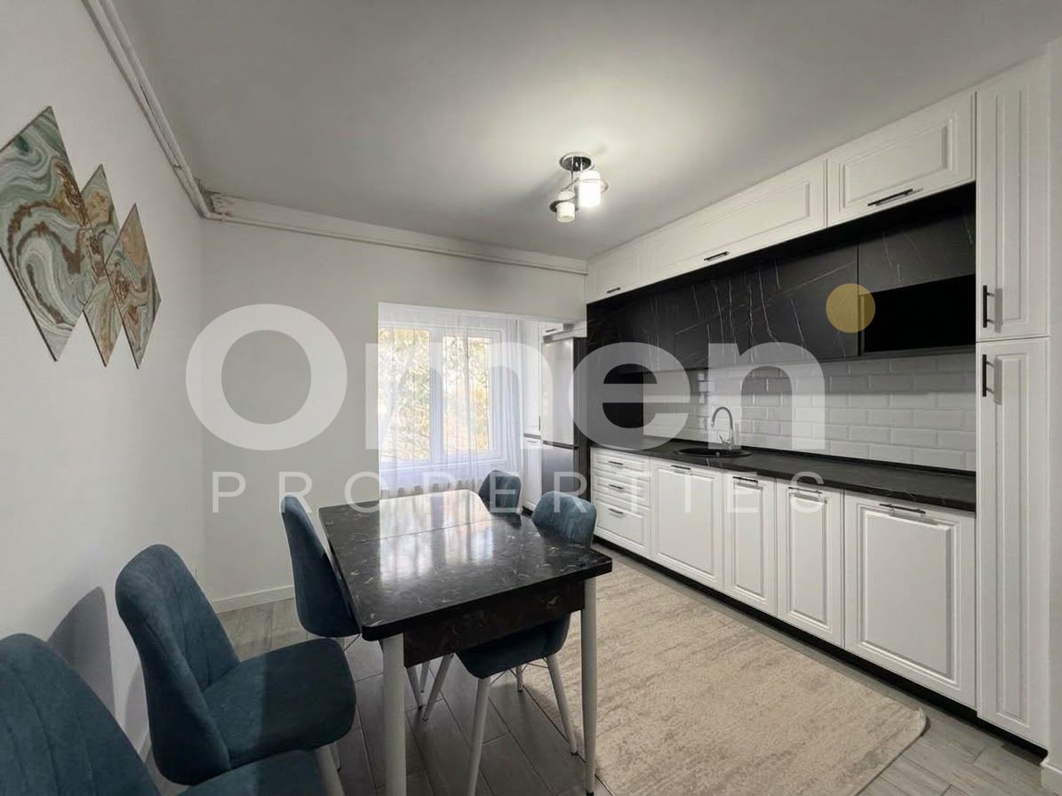 Apartament cu 2 camere | renovat | decomandat | etaj intermediar | Macului — fotografia 3
