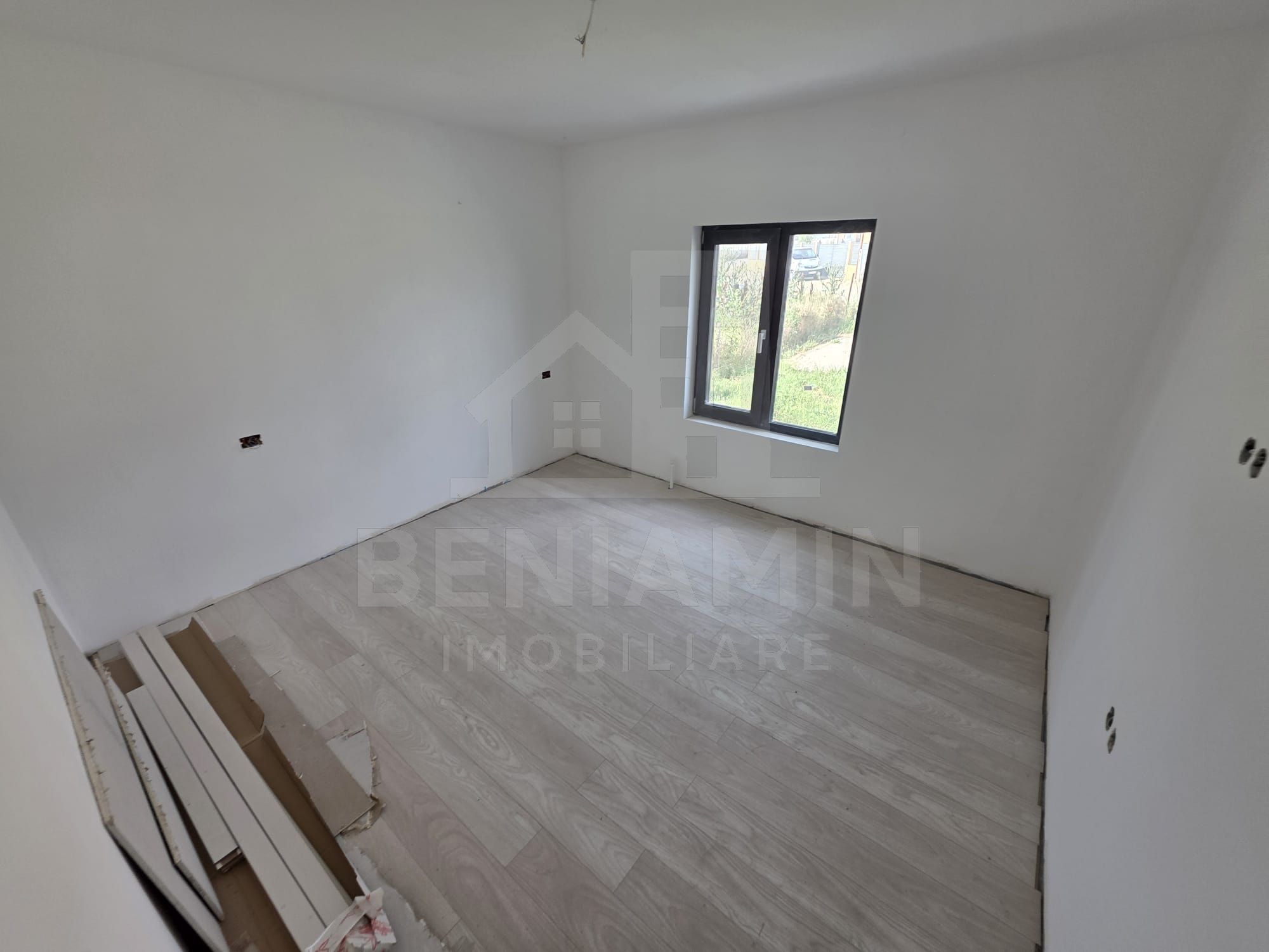 Casa 3 dormitoare-2 bai-Living si bucatarie-Damila-Selgros — fotografia 6