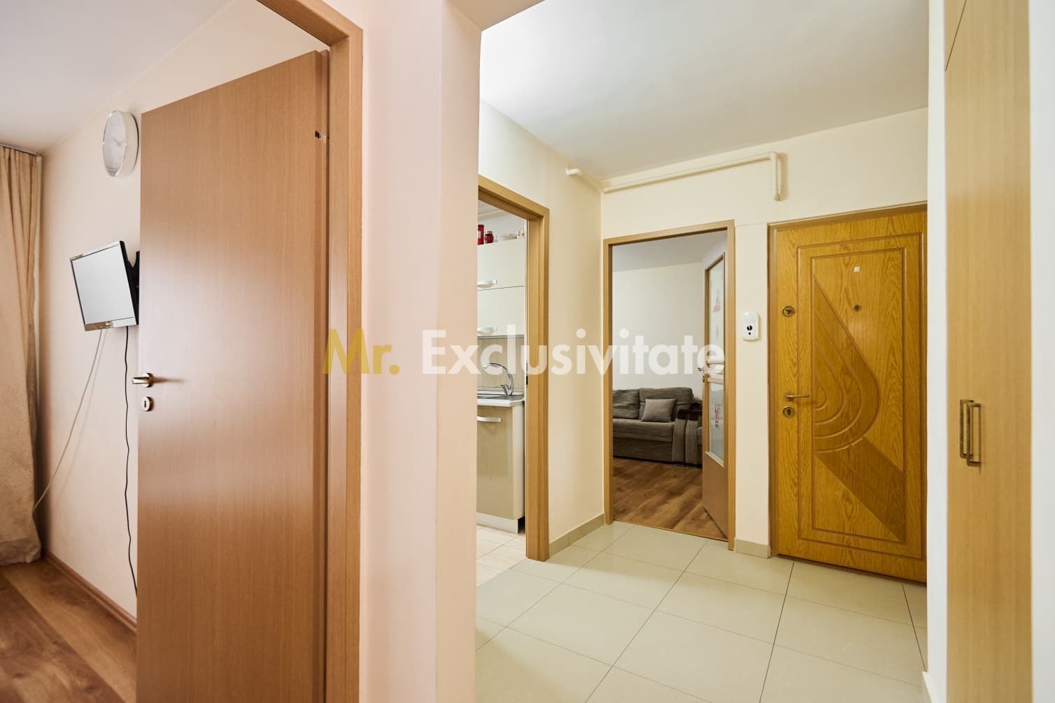 Apartament Mioveni , etajul 2 , decomandat ! — fotografia 14