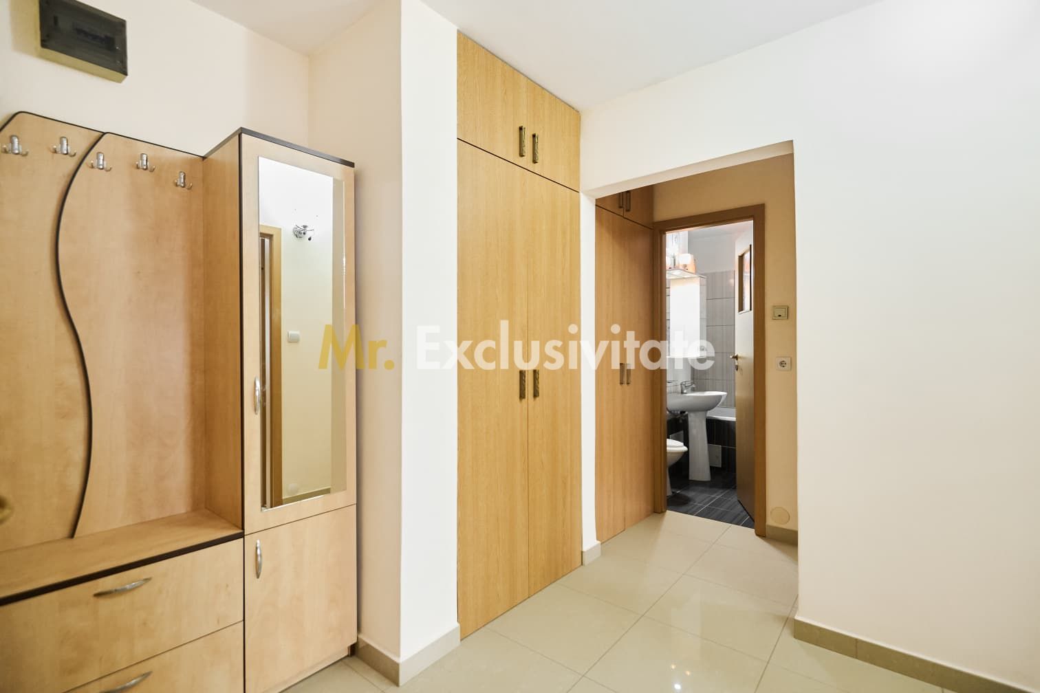 Apartament Mioveni , etajul 2 , decomandat ! — fotografia 15