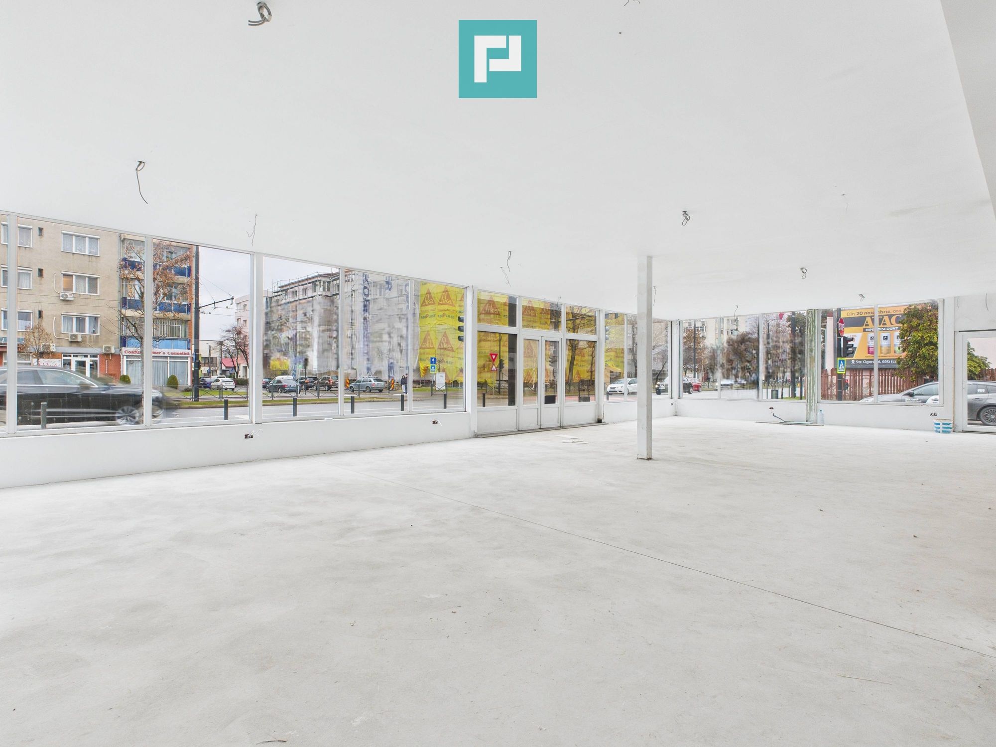 Spațiu comercial 200mp + 90mp mansarda - Cantemir — fotografia 3