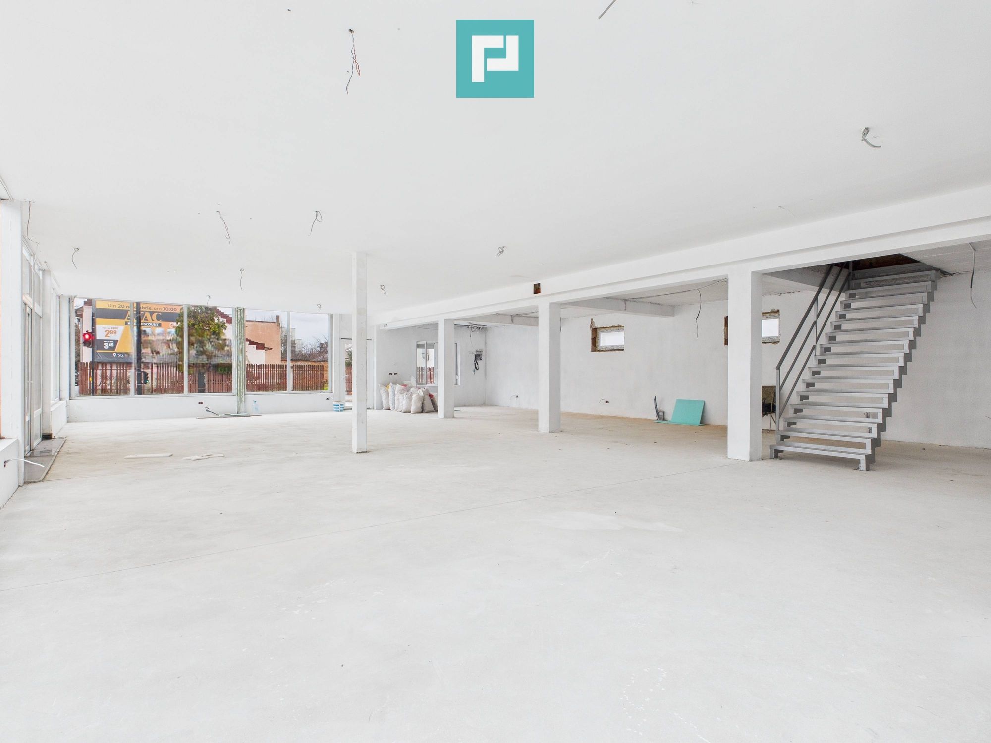 Spațiu comercial 200mp + 90mp mansarda - Cantemir — fotografia 5