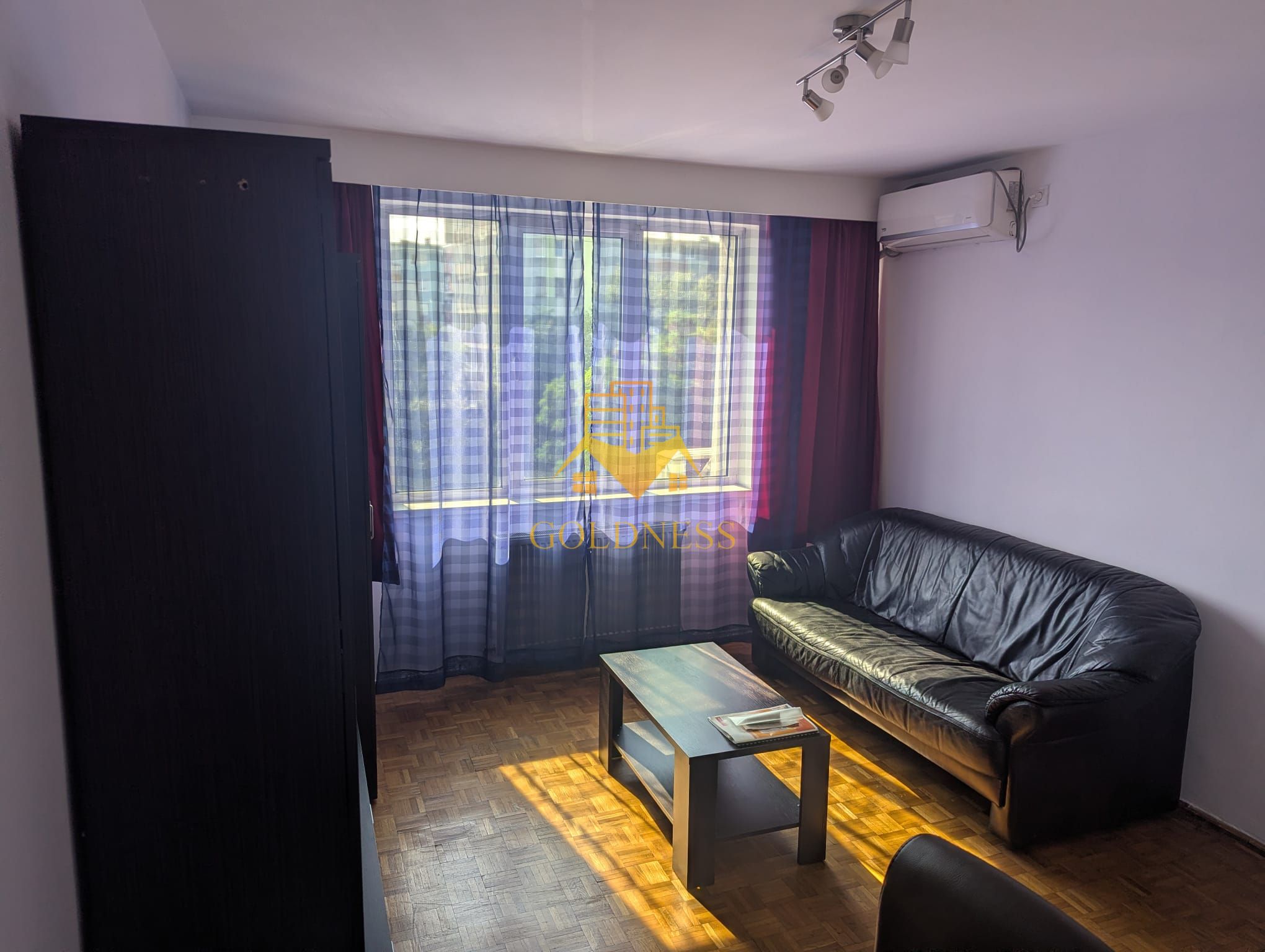 2 camere decomandate | Central, Mihai Viteazu| Etaj 2, orientat Sud| — fotografia 3