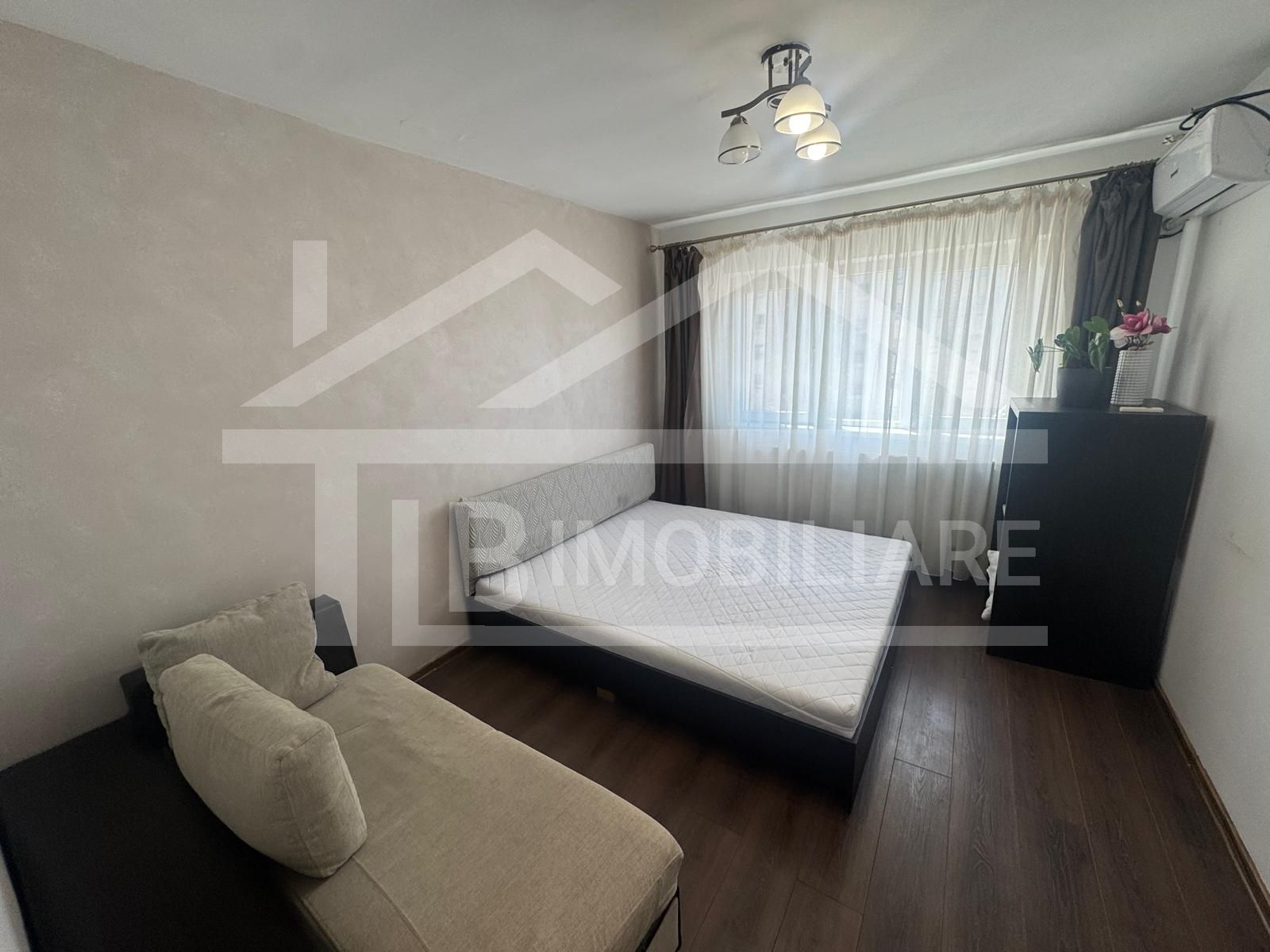 Apartament cu 2 camere, 60mp, decomandat, zona Garii — fotografia 4