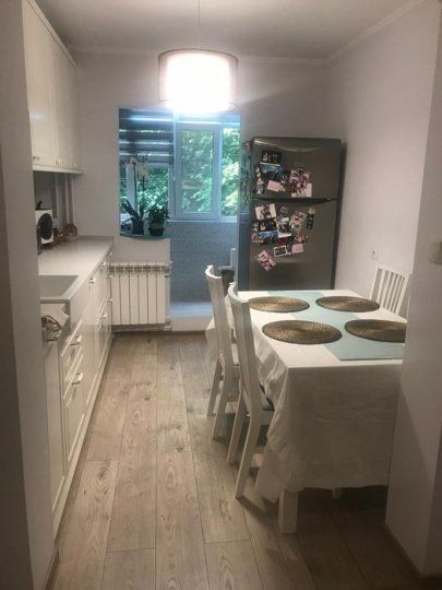 Vand Apartament de 3 Camere Zona Rahova — fotografia 3